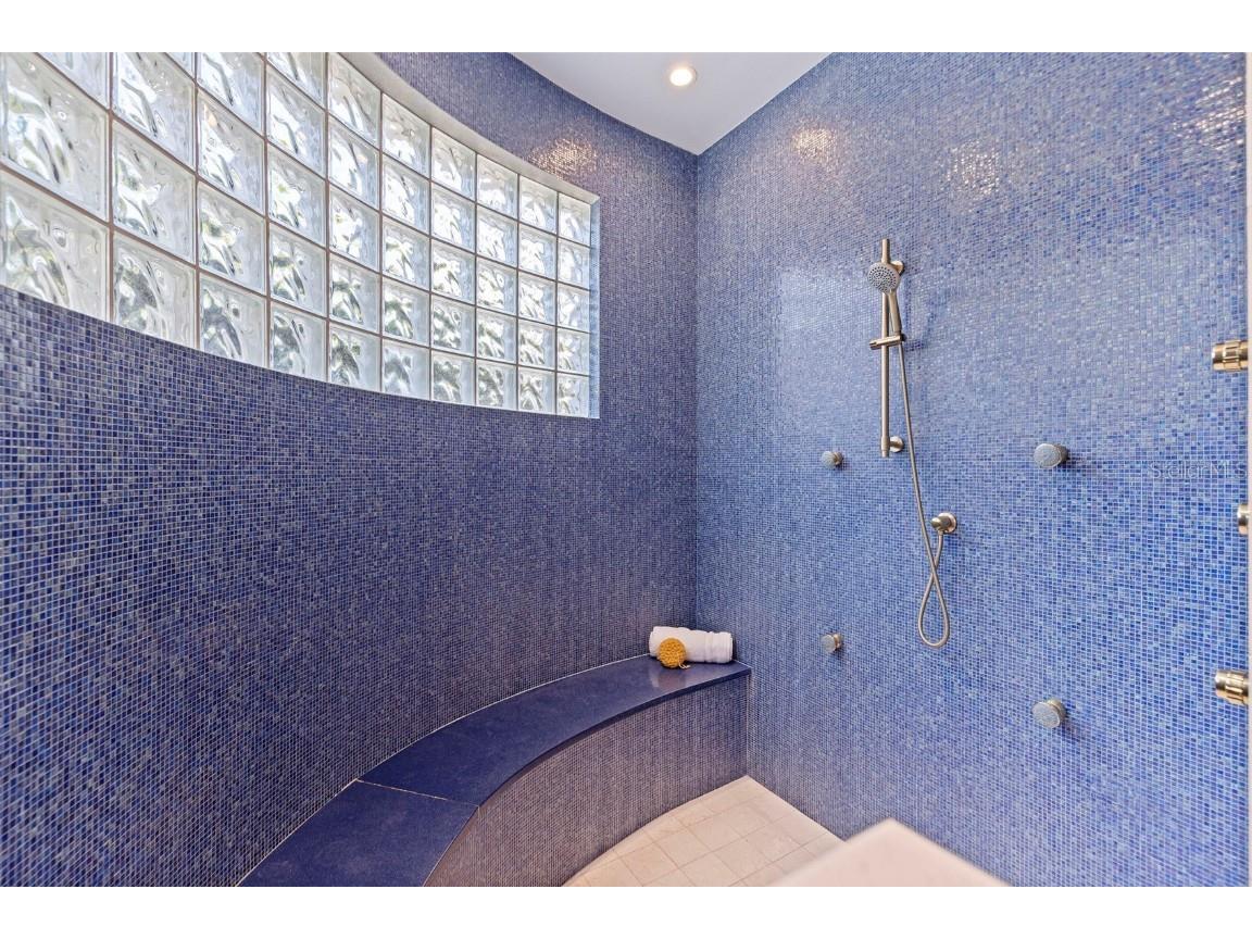 6152 52nd Street S Saint Petersburg FL 33715 TB8434995 image29