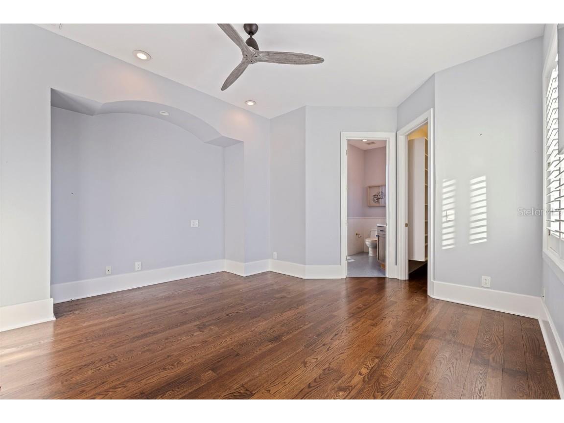 6152 52nd Street S Saint Petersburg FL 33715 TB8434995 image42