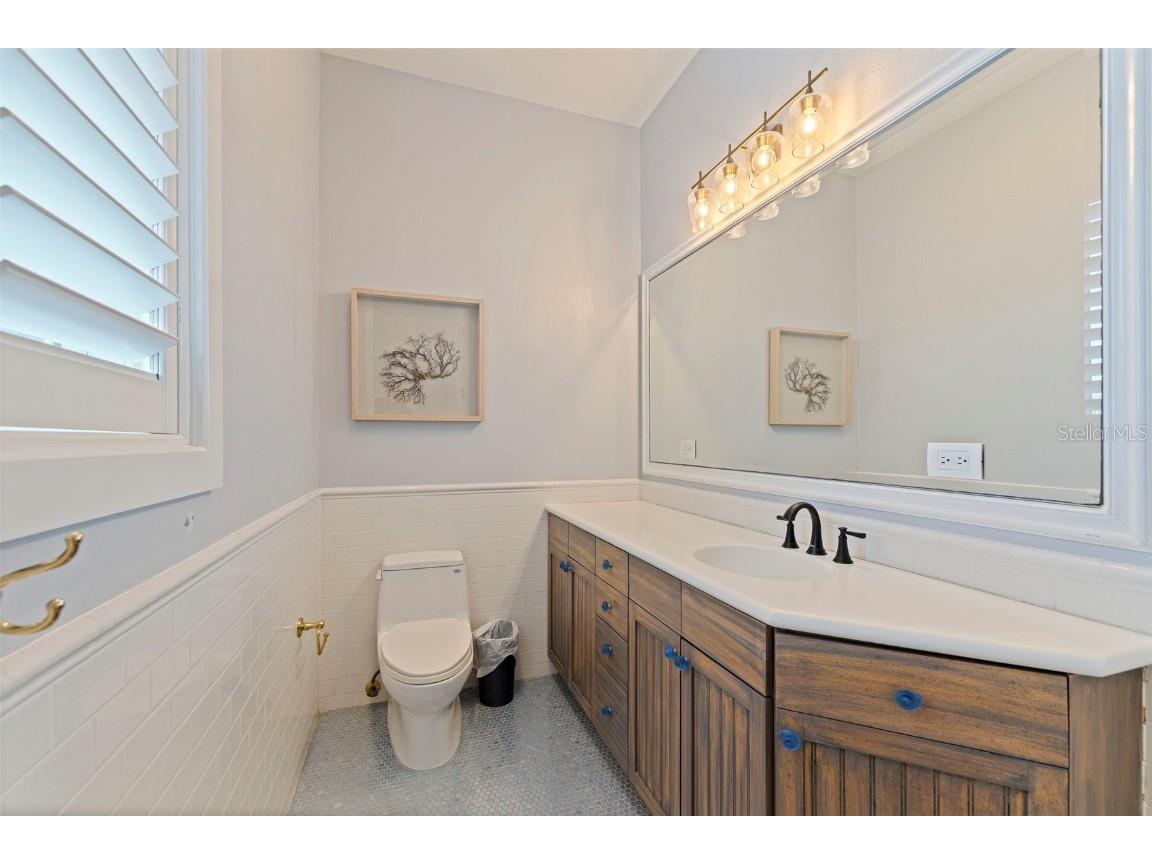 6152 52nd Street S Saint Petersburg FL 33715 TB8434995 image44