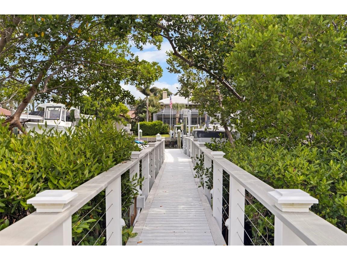 6152 52nd Street S Saint Petersburg FL 33715 TB8434995 image67