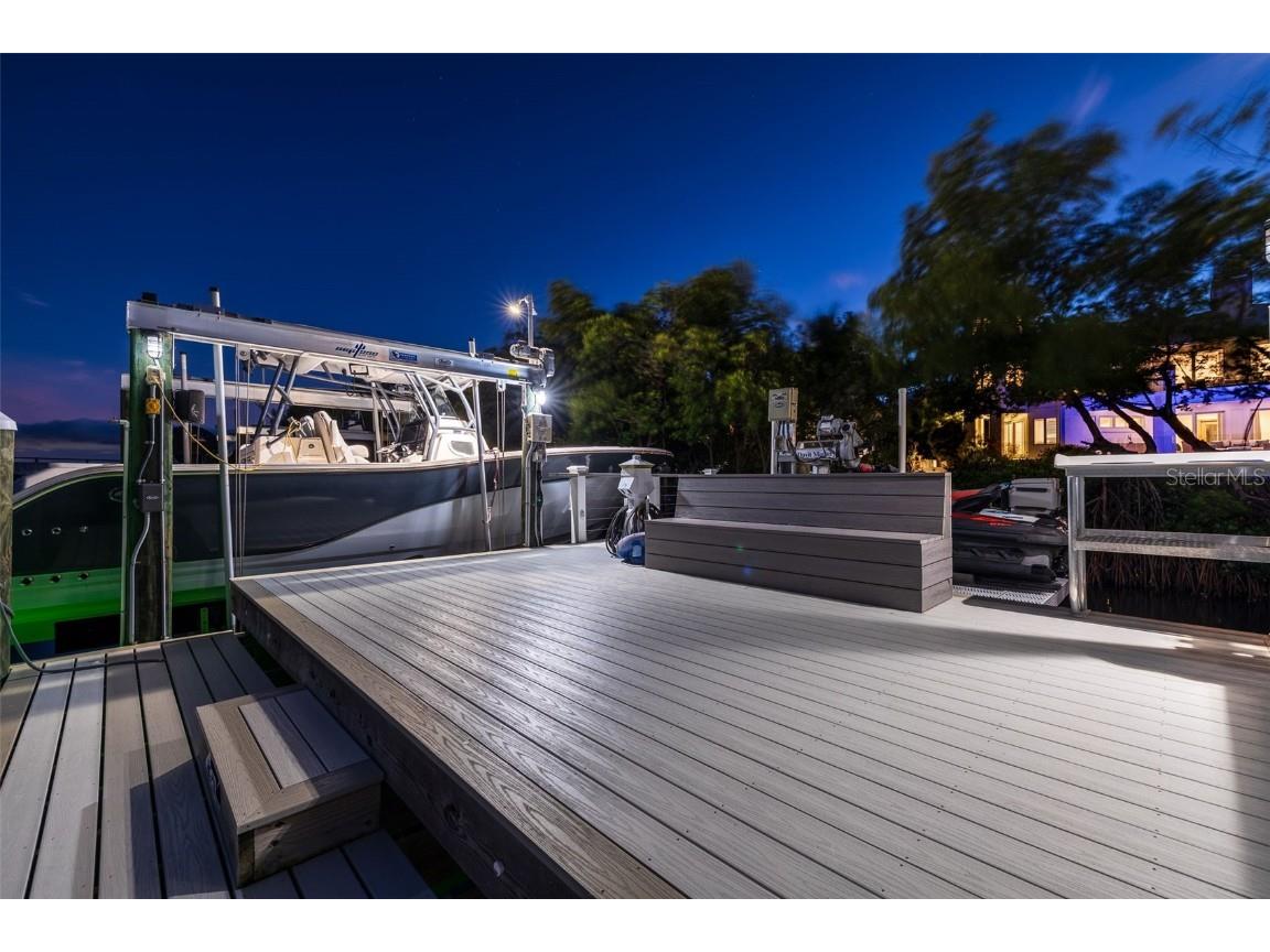 6152 52nd Street S Saint Petersburg FL 33715 TB8434995 image70