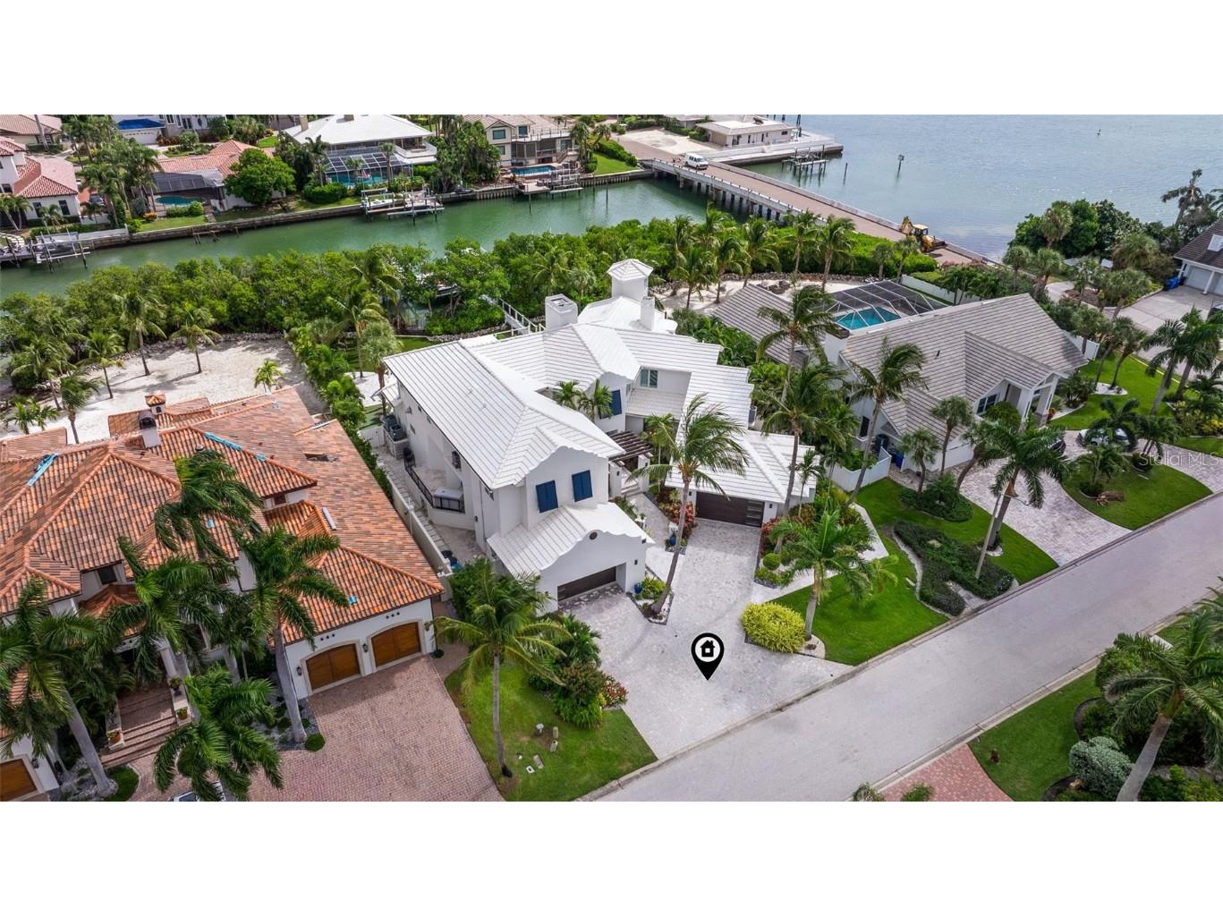 6152 52nd Street S Saint Petersburg FL 33715 TB8434995 image74