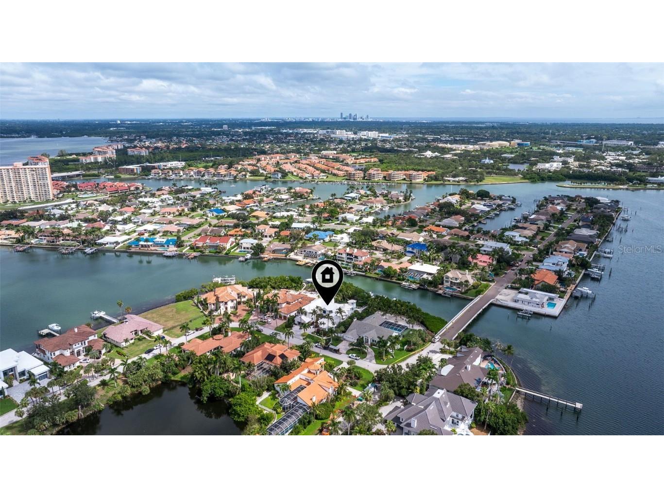 6152 52nd Street S Saint Petersburg FL 33715 TB8434995 image82