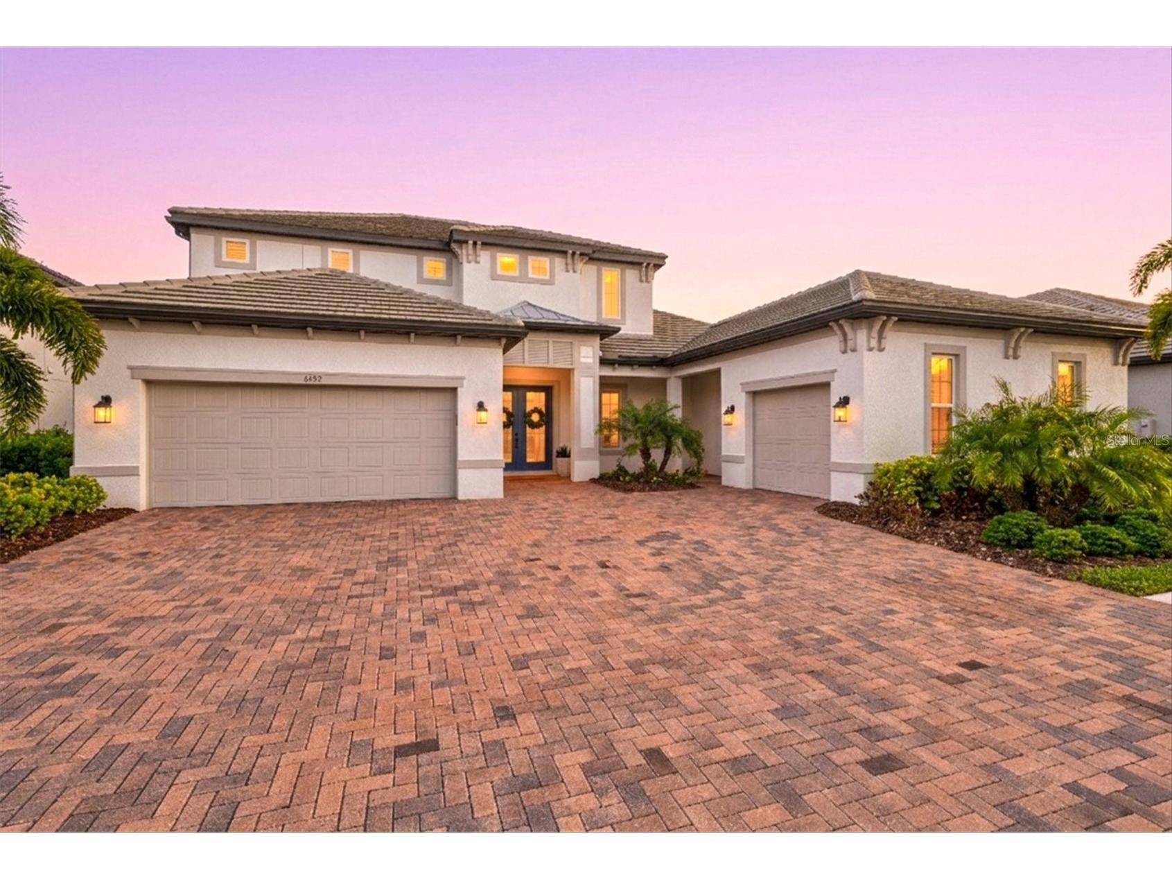 6152 Lungo Lago Drive Sarasota FL 34241 A4684598 image1
