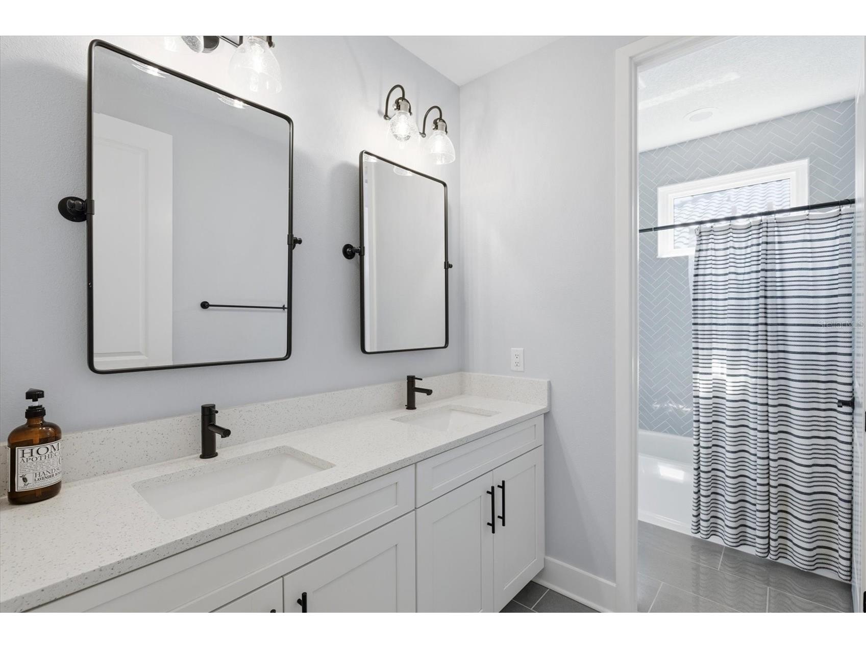 6152 Lungo Lago Drive Sarasota FL 34241 A4684598 image48