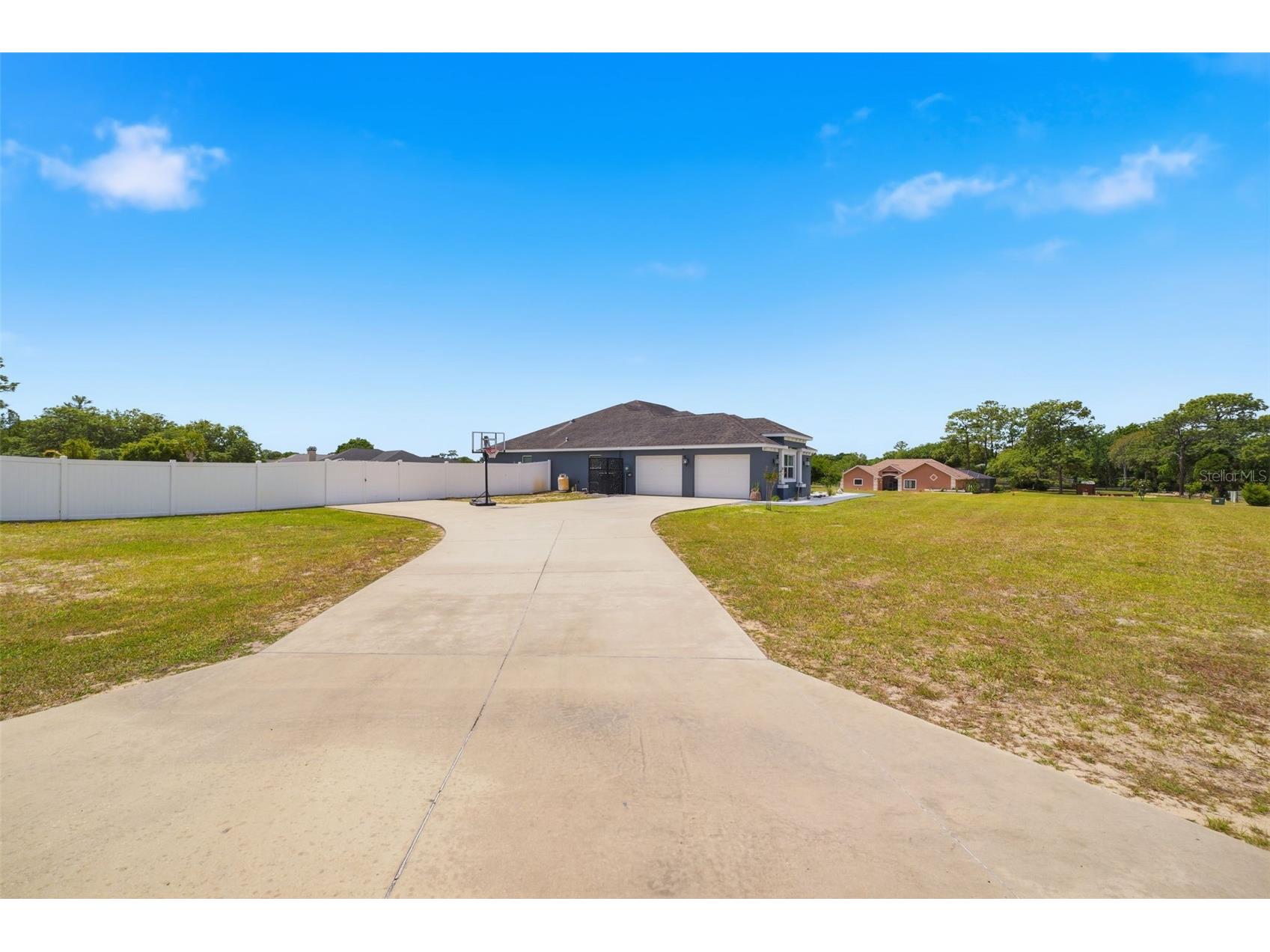 6152 NE 64th Street Silver Springs FL 34488 TB8499296 image9
