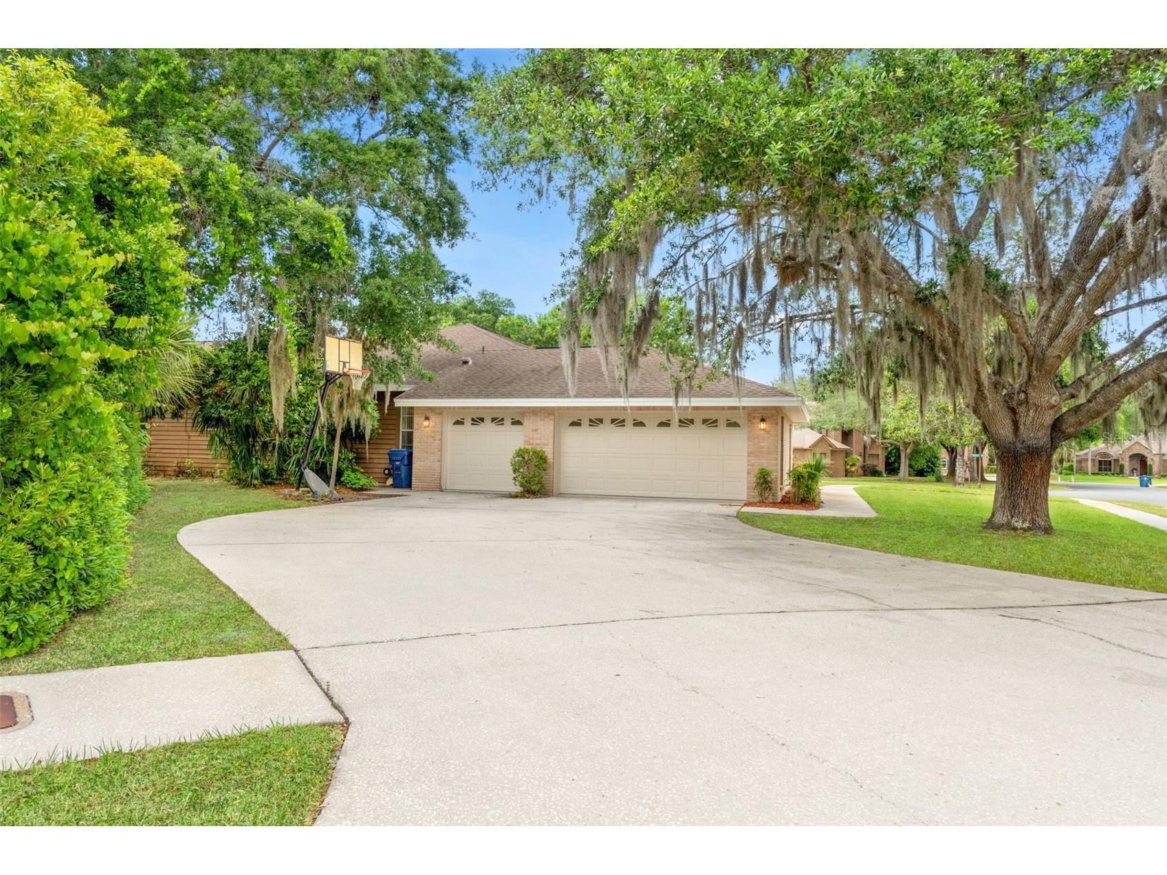 6153 New Osprey Point Weeki Wachee FL 34607 W7884956 image57