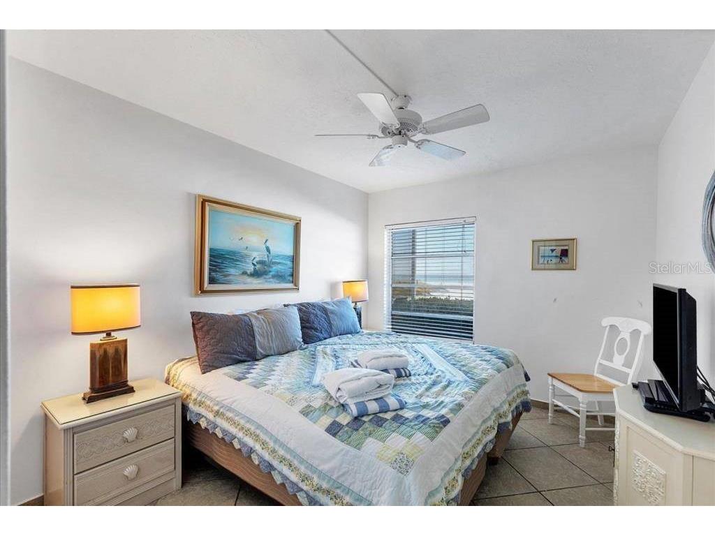 6154 Midnight Pass Road #101 Sarasota FL 34242 TB8466728 image5
