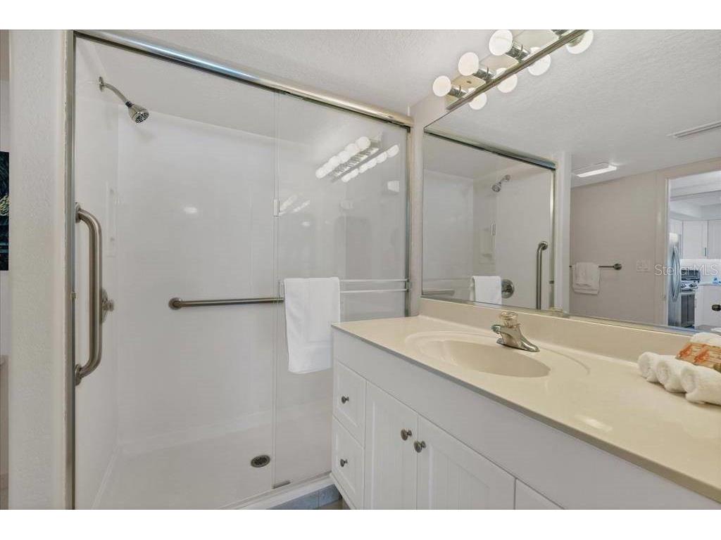 6154 Midnight Pass Road #103 Sarasota FL 34242 TB8466750 image11