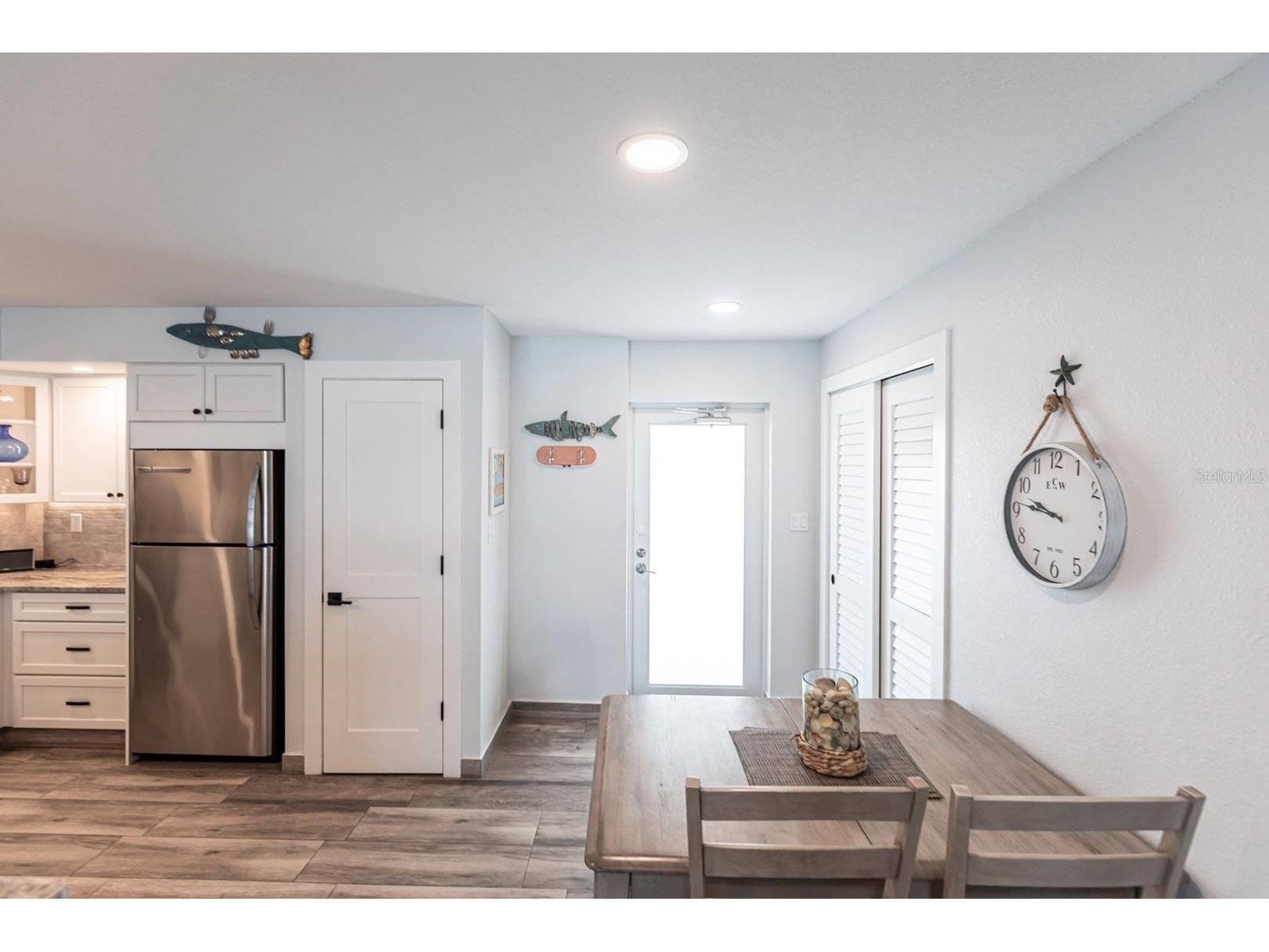 6154 Midnight Pass Road #202 Sarasota FL 34242 TB8466866 image25