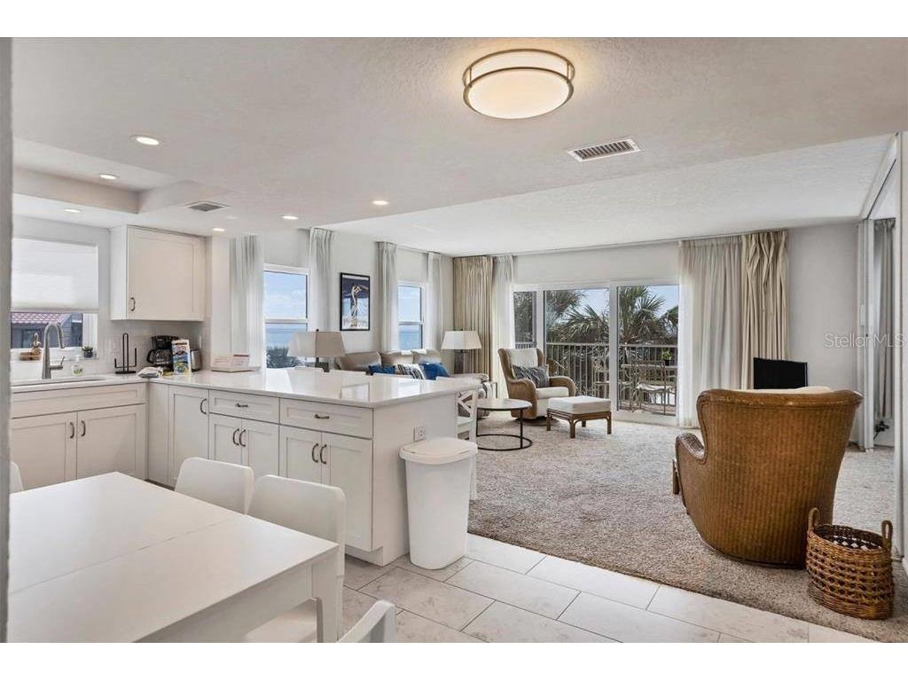 6154 Midnight Pass Road #301 Sarasota FL 34242 TB8466736 image5