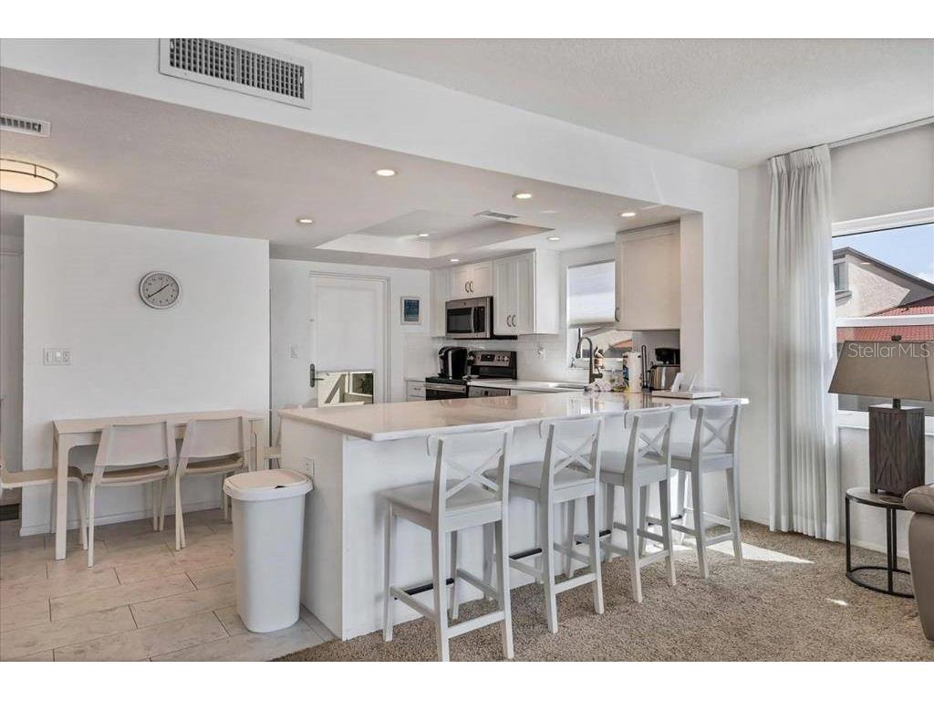 6154 Midnight Pass Road #301 Sarasota FL 34242 TB8466736 image6