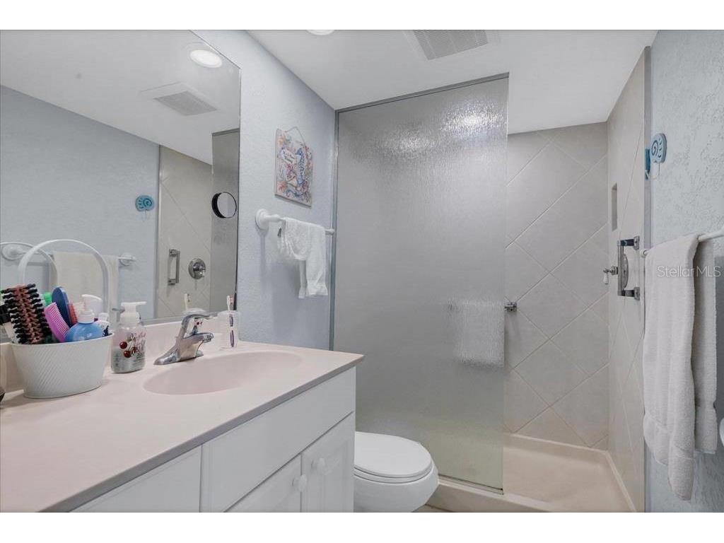 6154 Midnight Pass Road #305 Sarasota FL 34242 TB8466772 image7