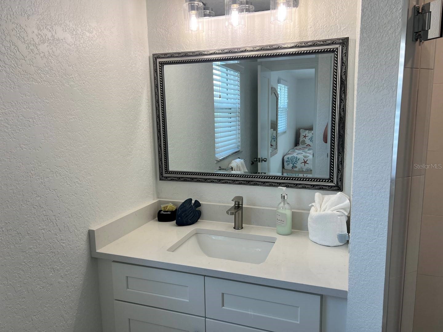 6154 Midnight Pass Road #A04 Sarasota FL 34242 TB8468523 image13