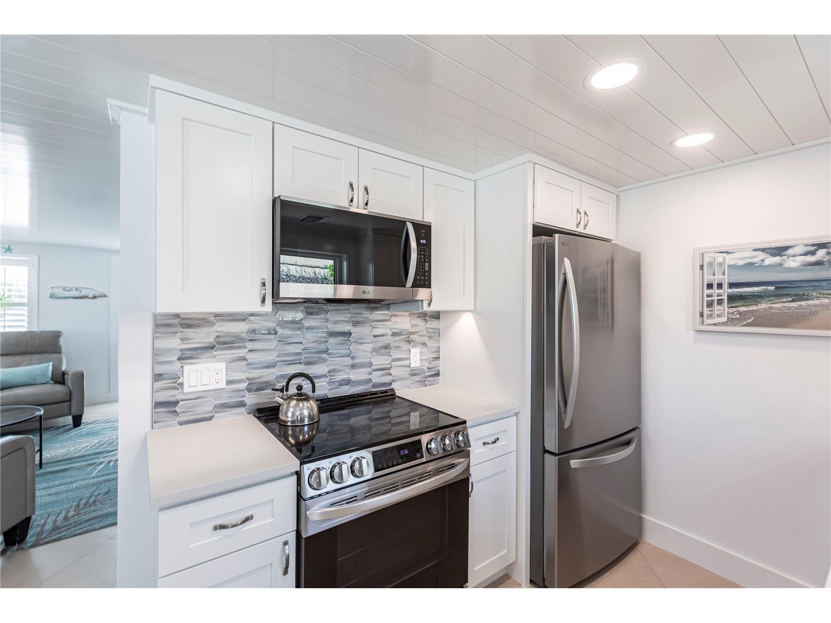 6154 Midnight Pass Road #A1 Sarasota FL 34242 TB8468821 image11