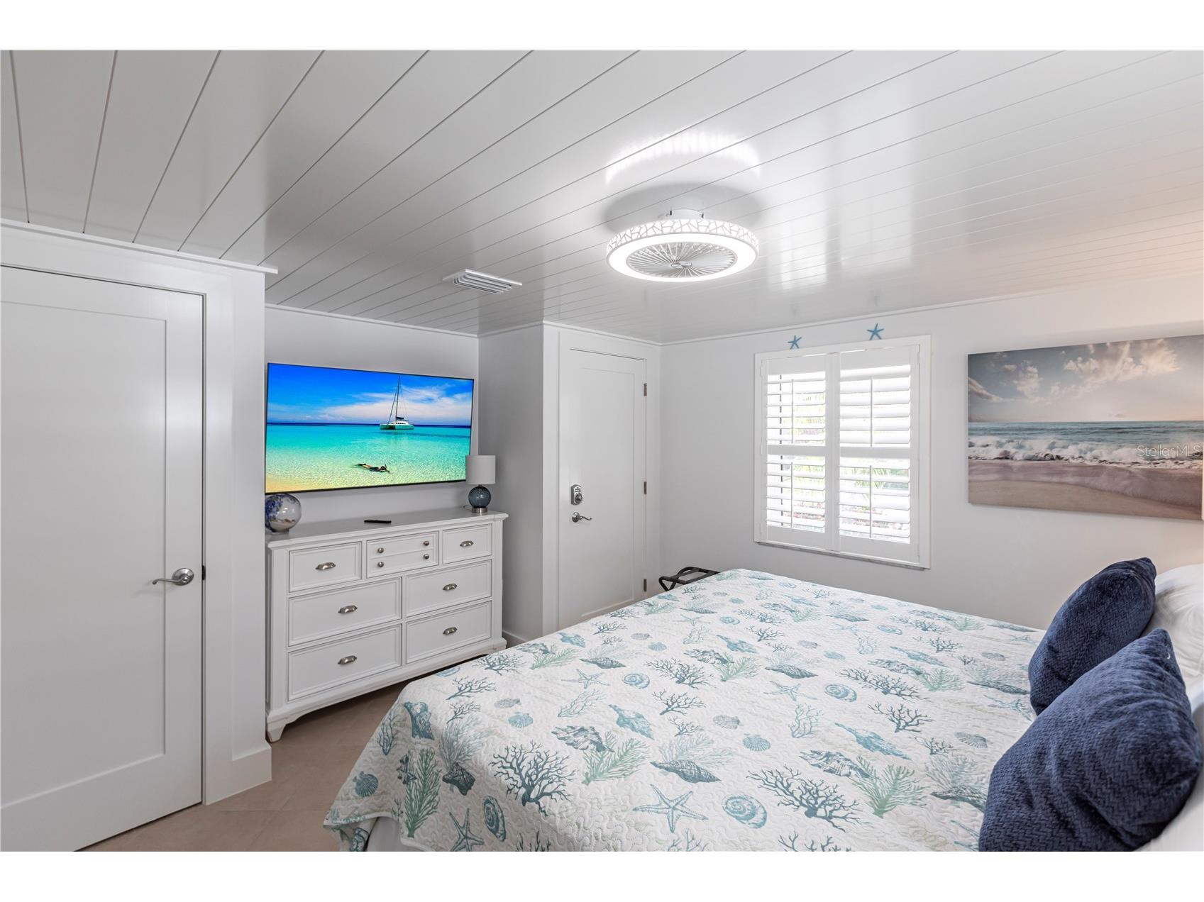 6154 Midnight Pass Road #A1 Sarasota FL 34242 TB8468821 image13