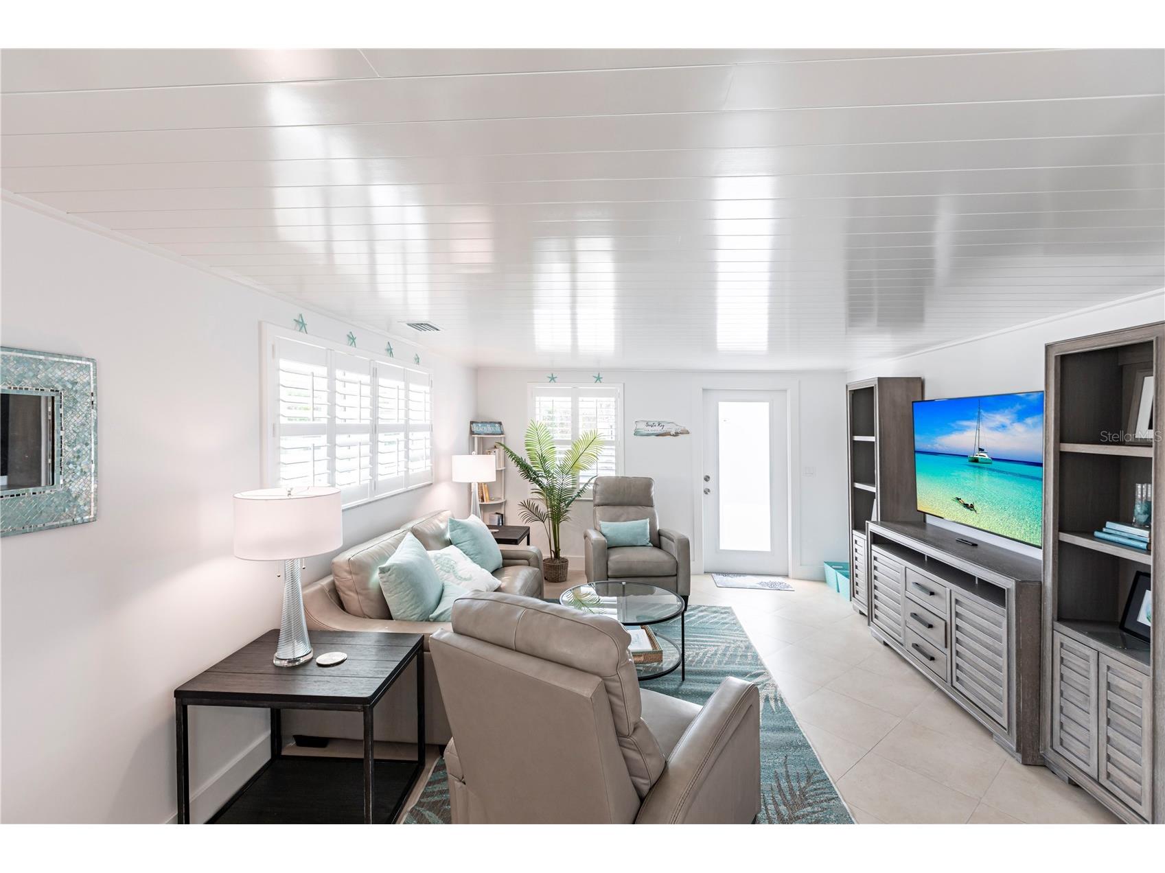 6154 Midnight Pass Road #A1 Sarasota FL 34242 TB8468821 image4