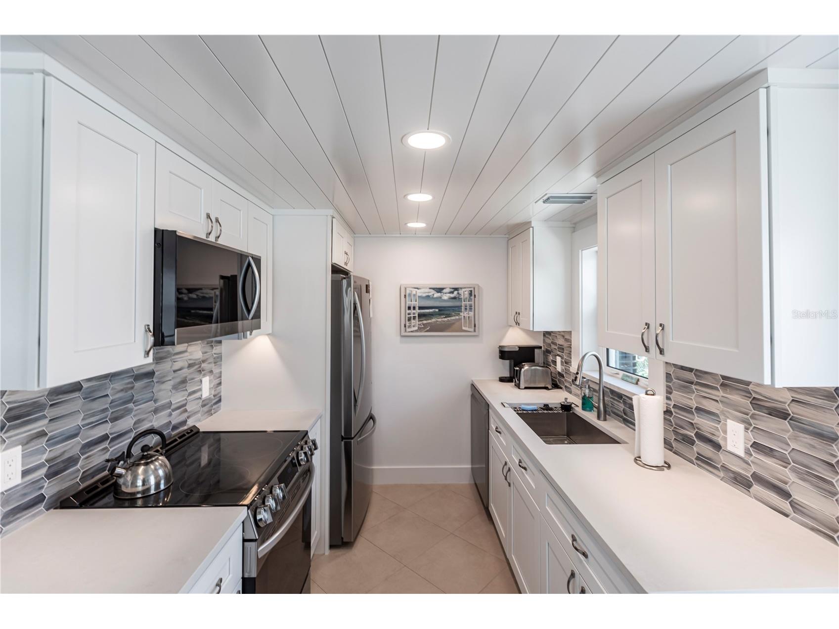 6154 Midnight Pass Road #A1 Sarasota FL 34242 TB8468821 image9