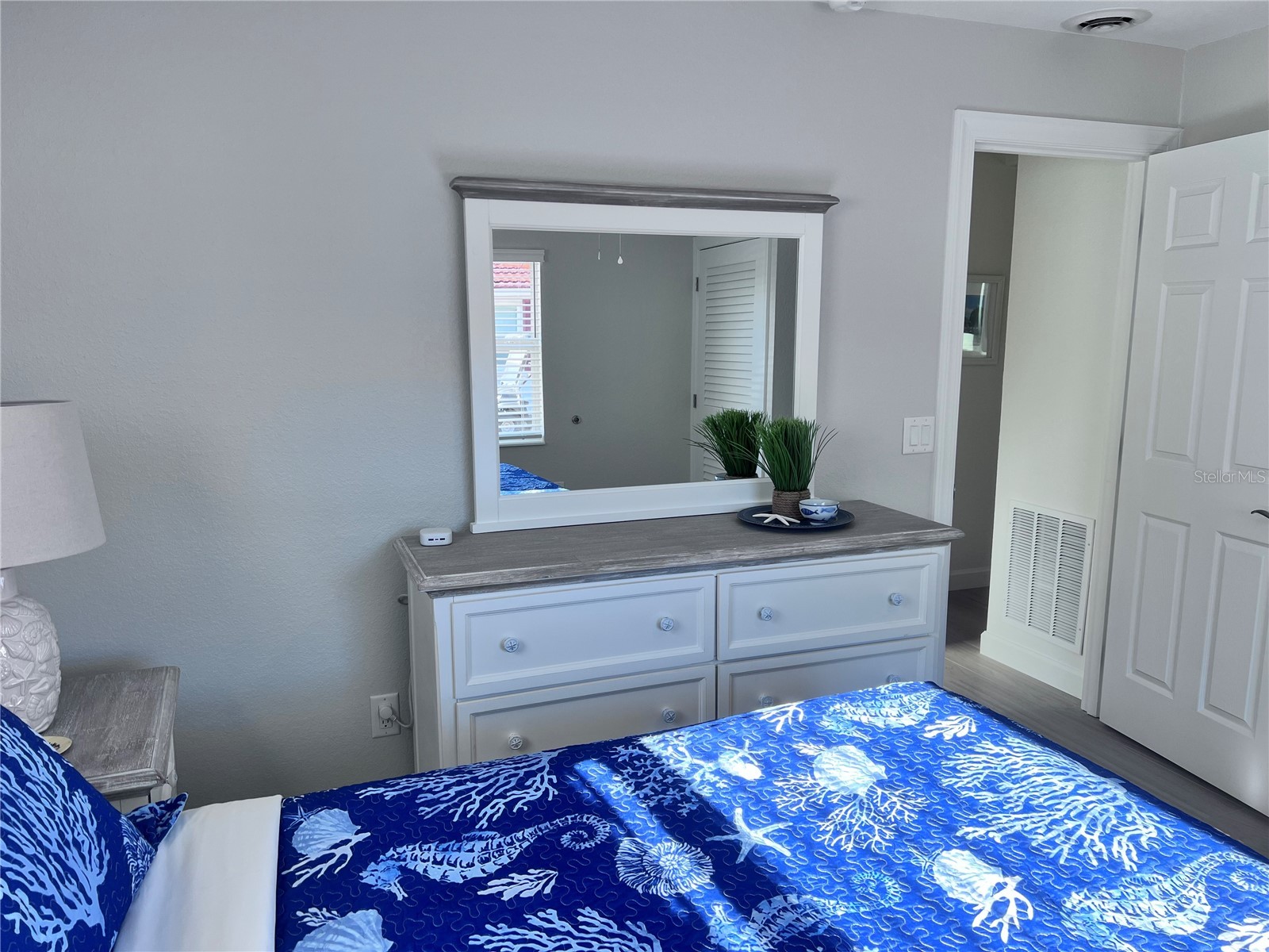 6154 Midnight Pass Road #A11 Sarasota FL 34242 TB8468652 image12