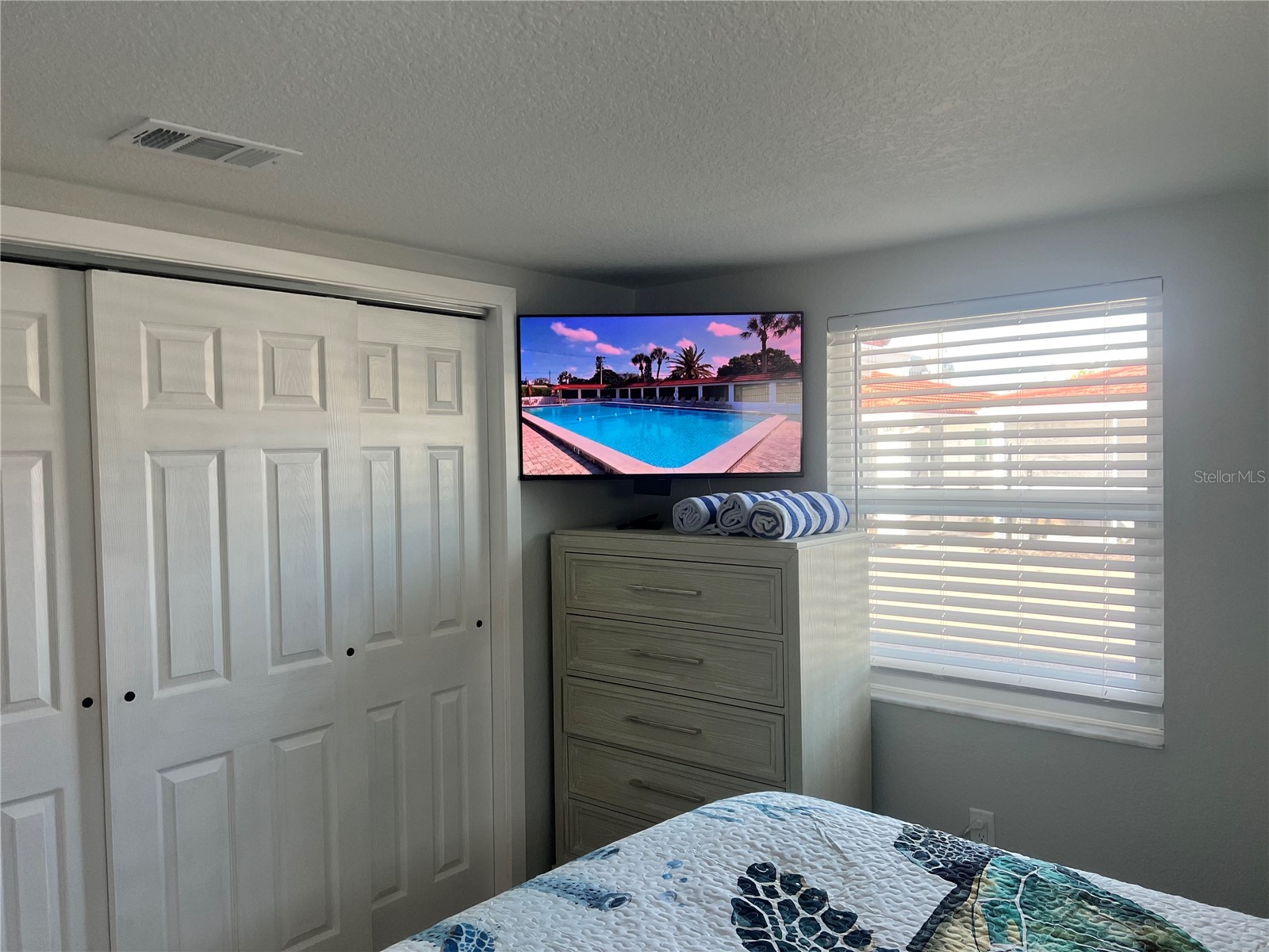 6154 Midnight Pass Road #B03 Sarasota FL 34242 TB8468885 image10