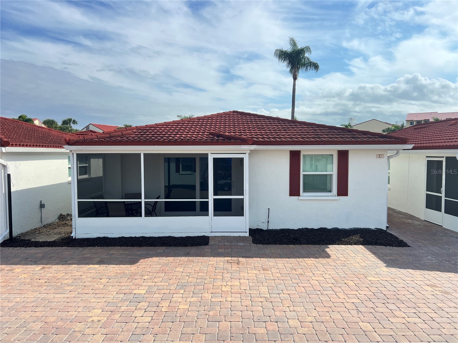6154 Midnight Pass Road #B07 Sarasota FL 34242 TB8468535 image1