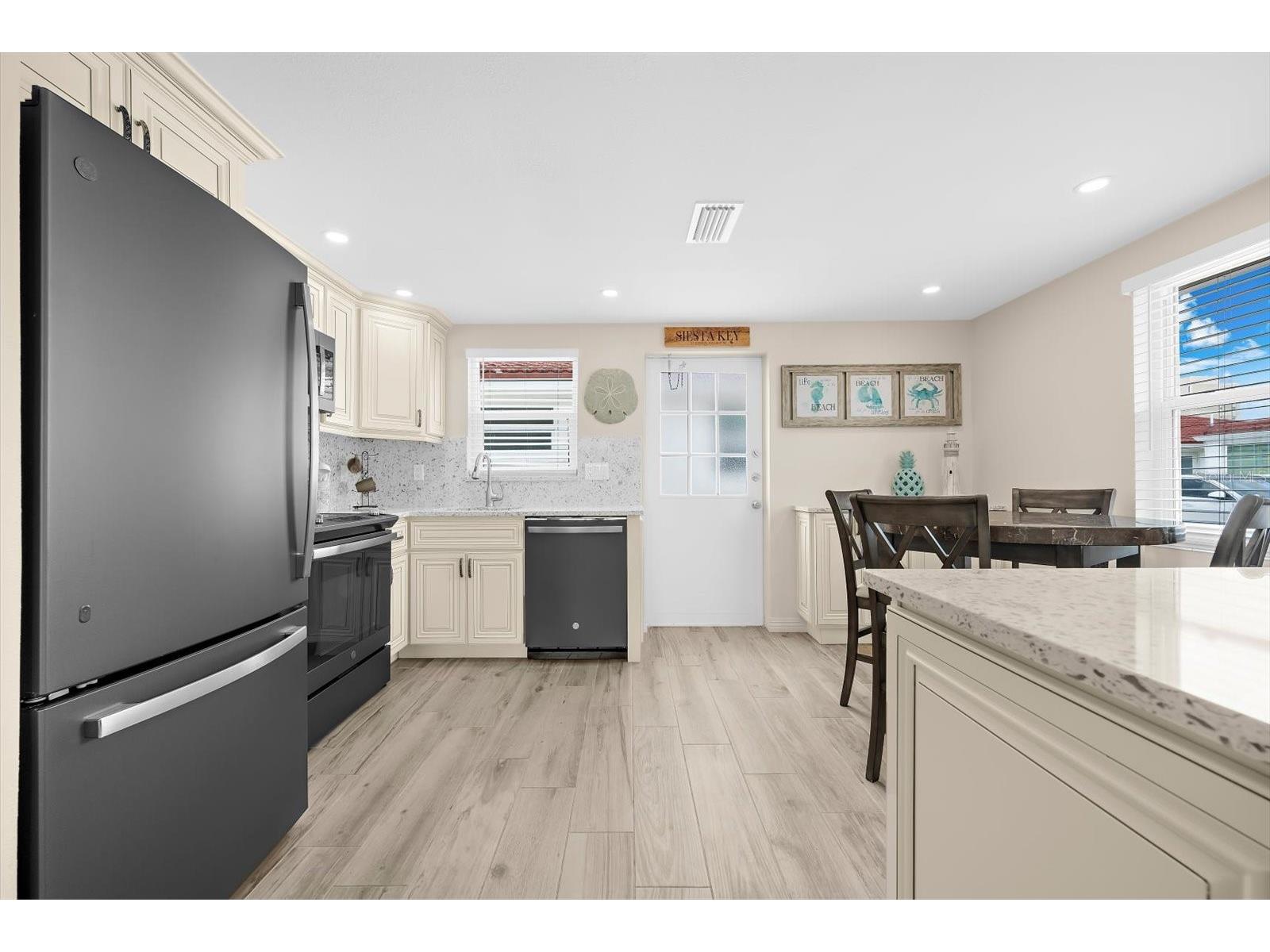 6154 Midnight Pass Road #B1 Sarasota FL 34242 - GULF OF AMERICA A4696503 image10