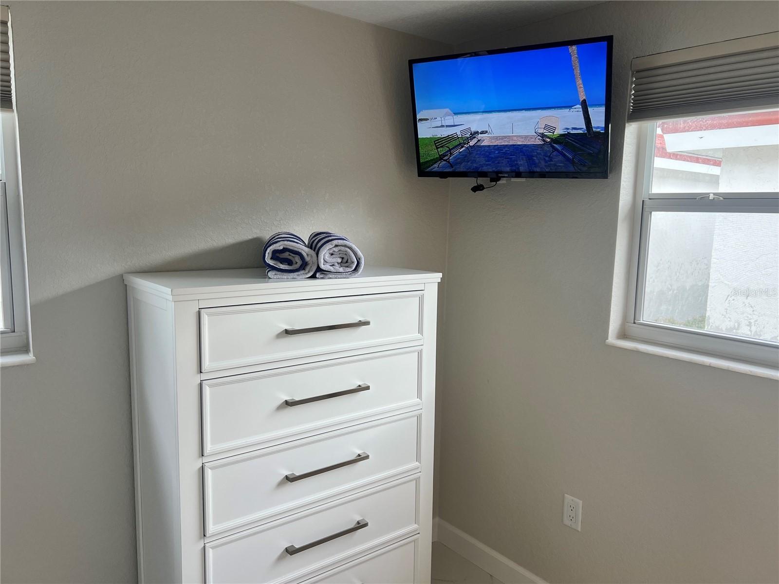 6154 Midnight Pass Road #B14 Sarasota FL 34242 TB8468691 image10