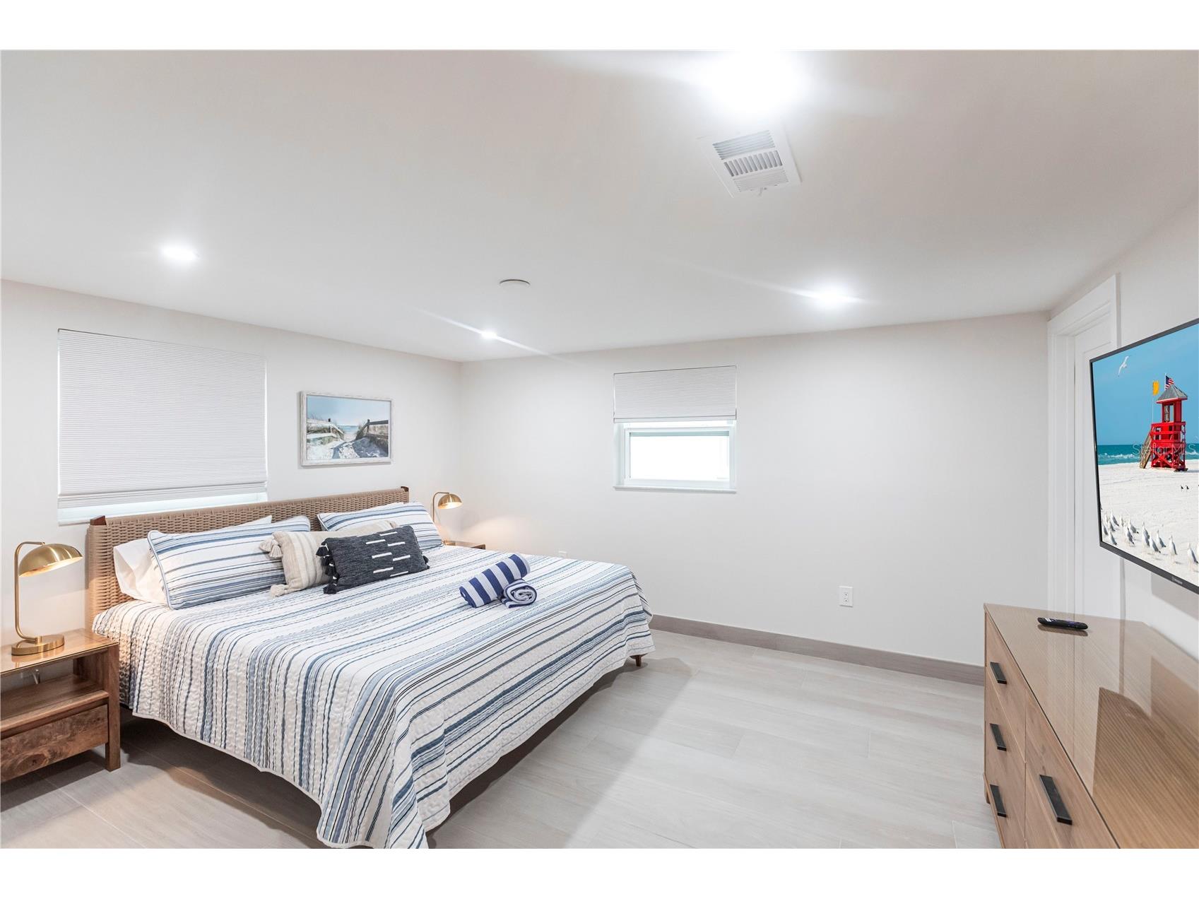 6154 Midnight Pass Road #B18 Sarasota FL 34242 TB8468391 image10