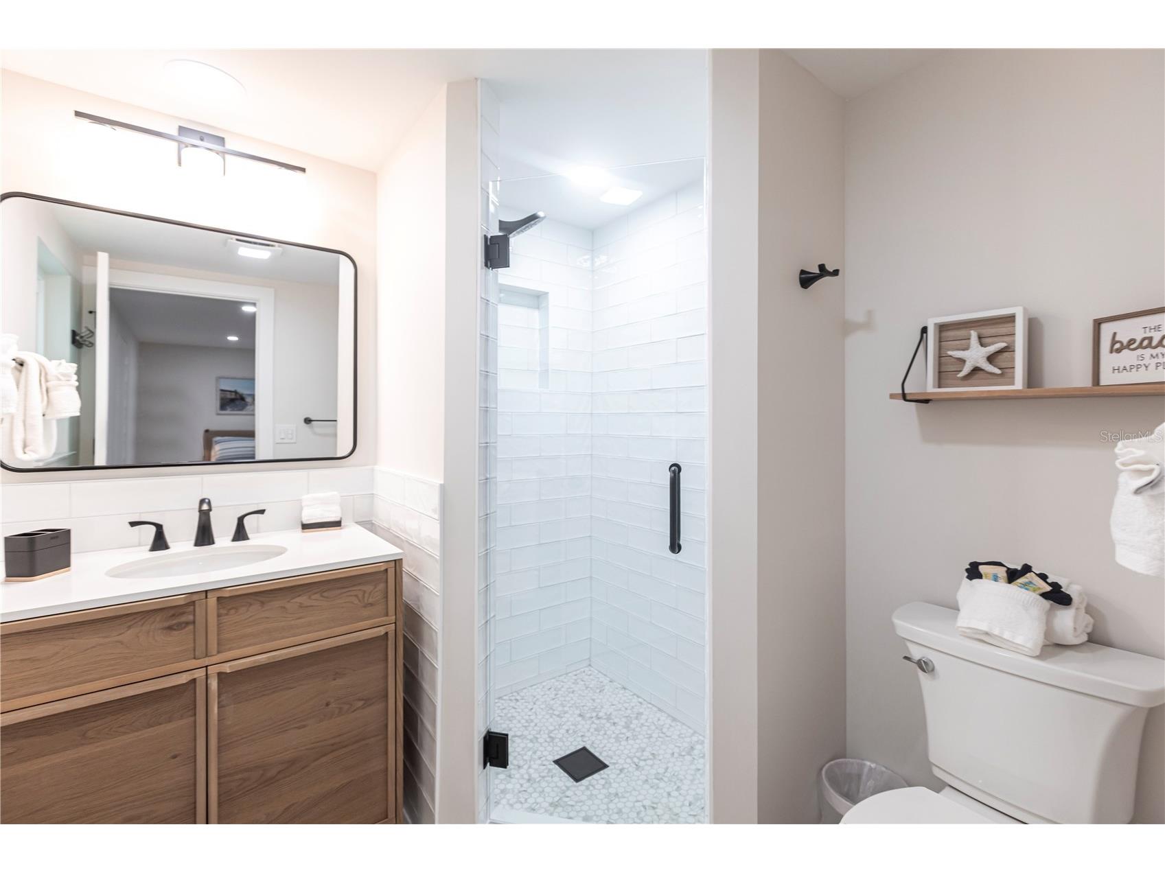 6154 Midnight Pass Road #B18 Sarasota FL 34242 TB8468391 image13