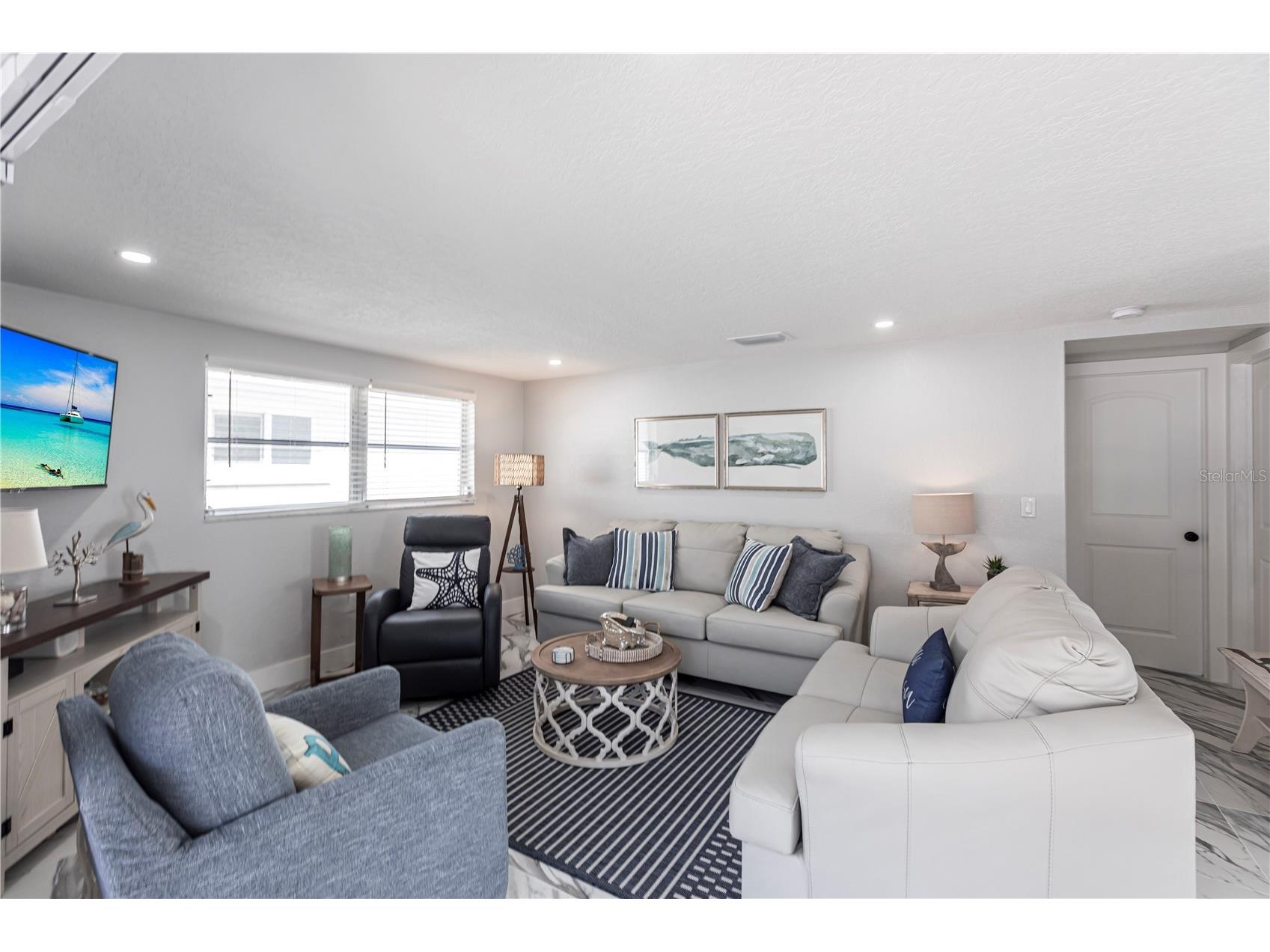 6154 Midnight Pass Road #C16 Sarasota FL 34242 TB8468647 image3