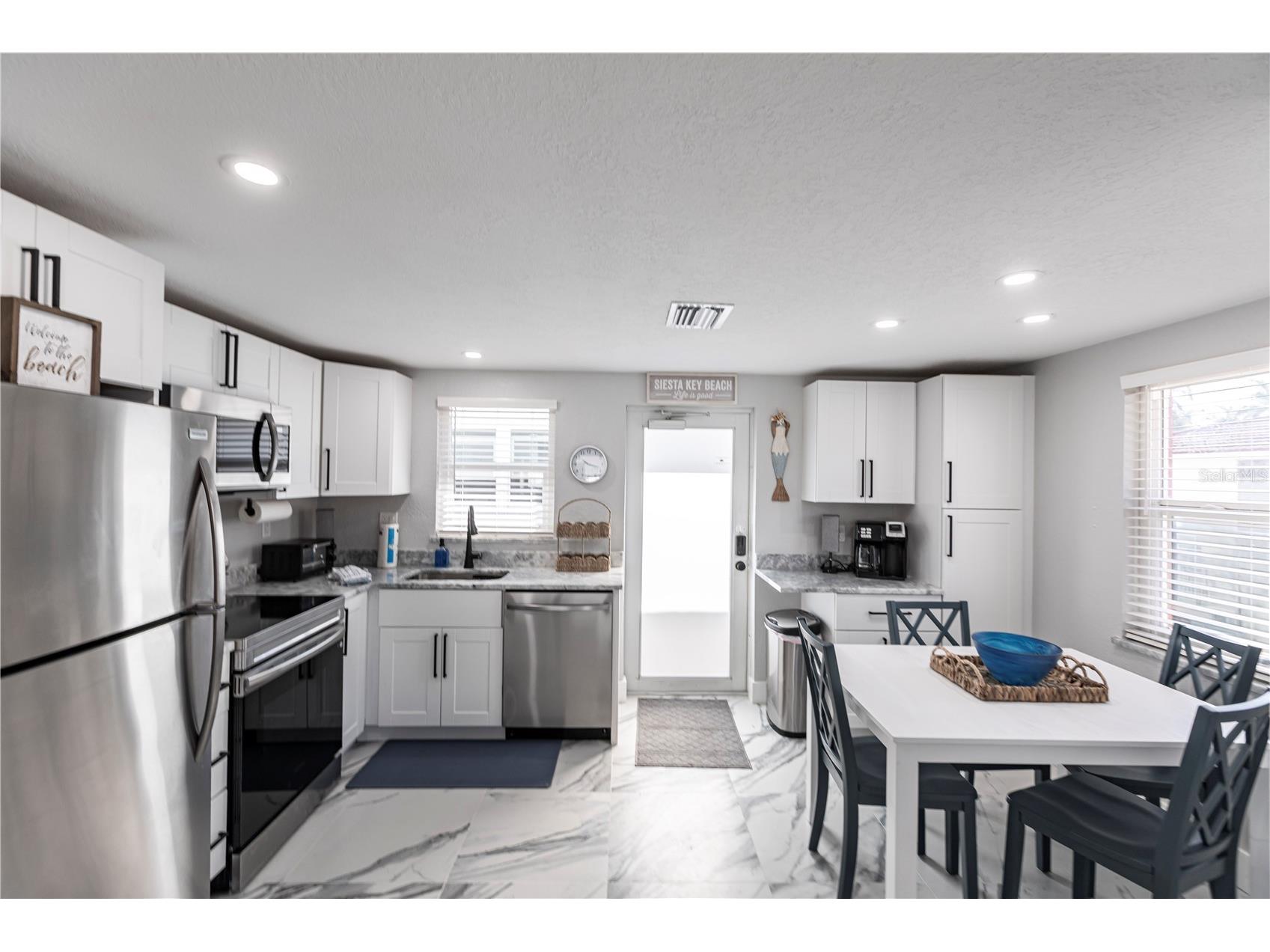 6154 Midnight Pass Road #C16 Sarasota FL 34242 TB8468647 image6