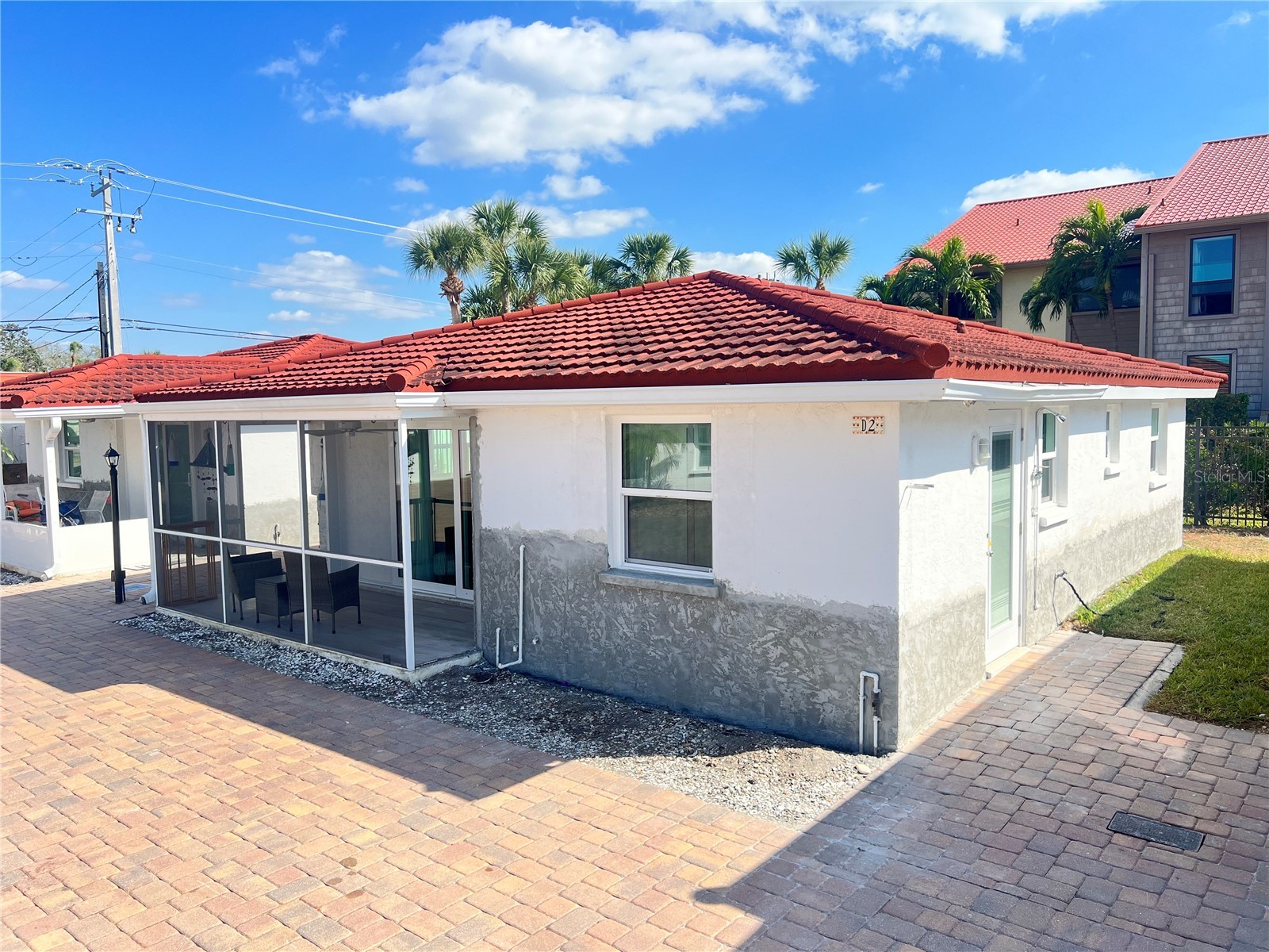 6154 Midnight Pass Road #D02 Sarasota FL 34242 TB8468616 image1