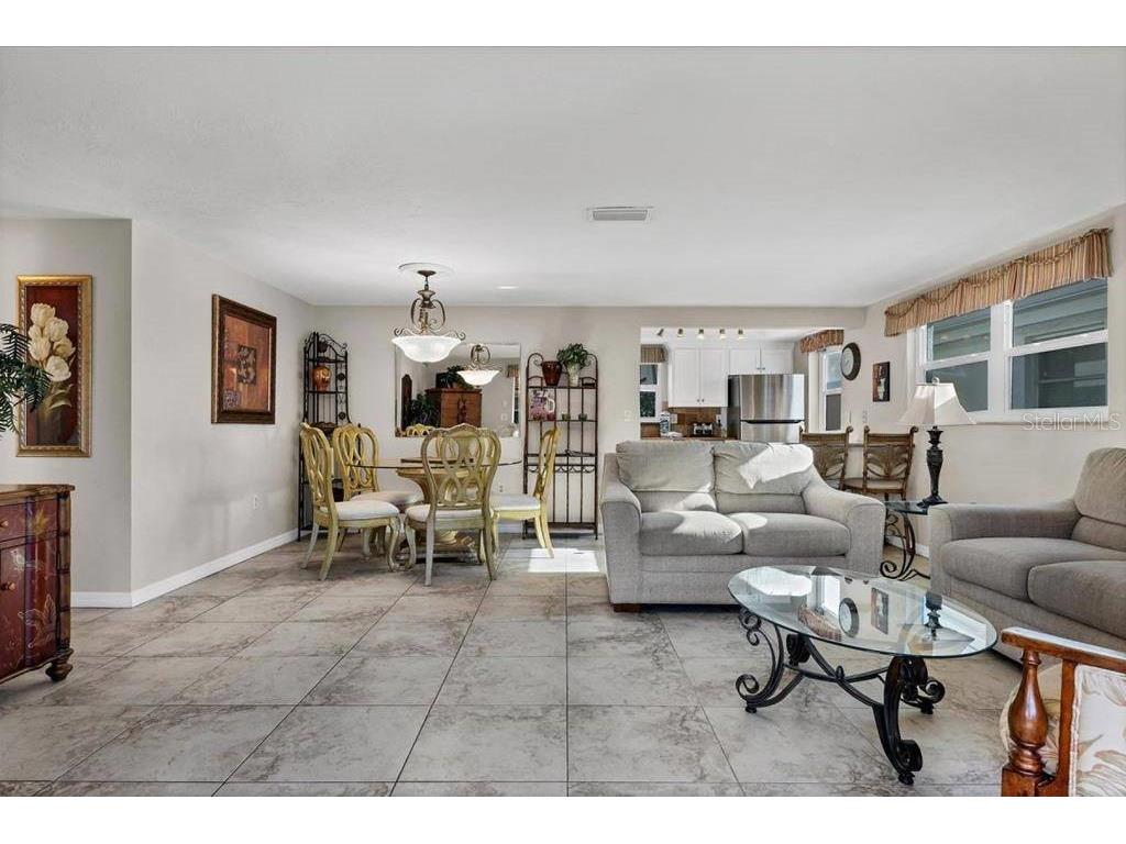 6154 Midnight Pass Road #D11 Sarasota FL 34242 TB8468620 image3