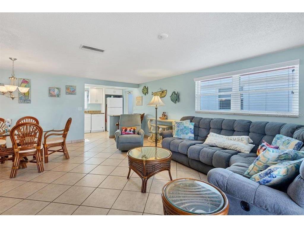 6154 Midnight Pass Road #D13 Sarasota FL 34242 TB8468681 image3