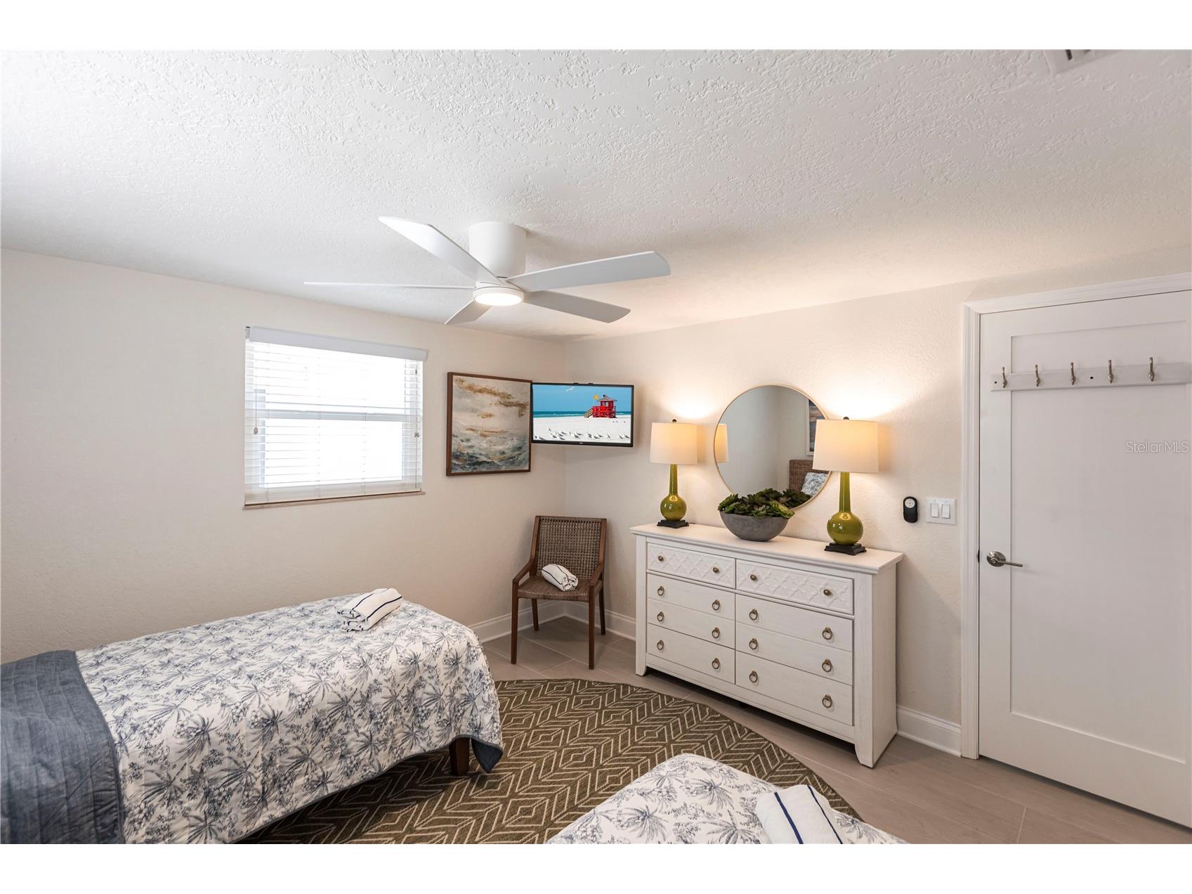 6154 Midnight Pass Road #D15 Sarasota FL 34242 TB8468512 image19