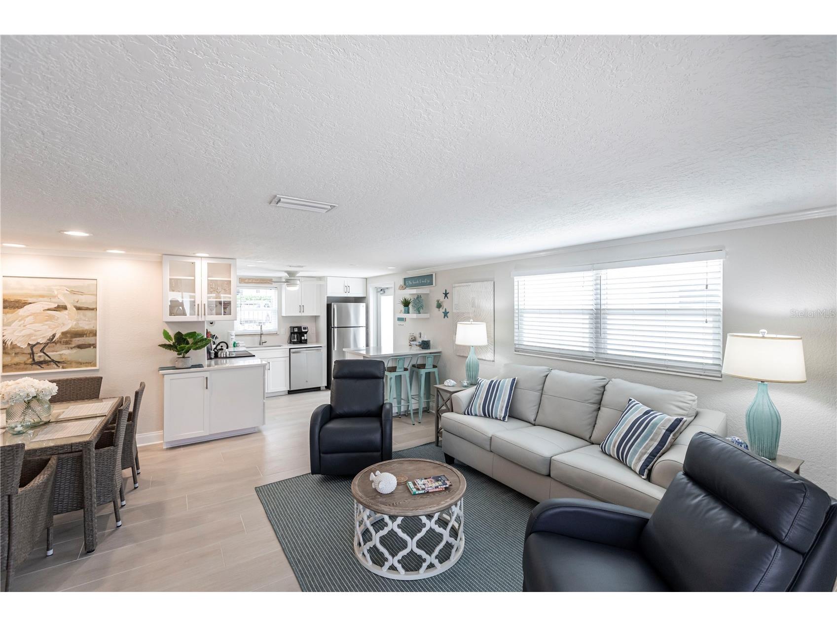 6154 Midnight Pass Road #D15 Sarasota FL 34242 TB8468512 image4