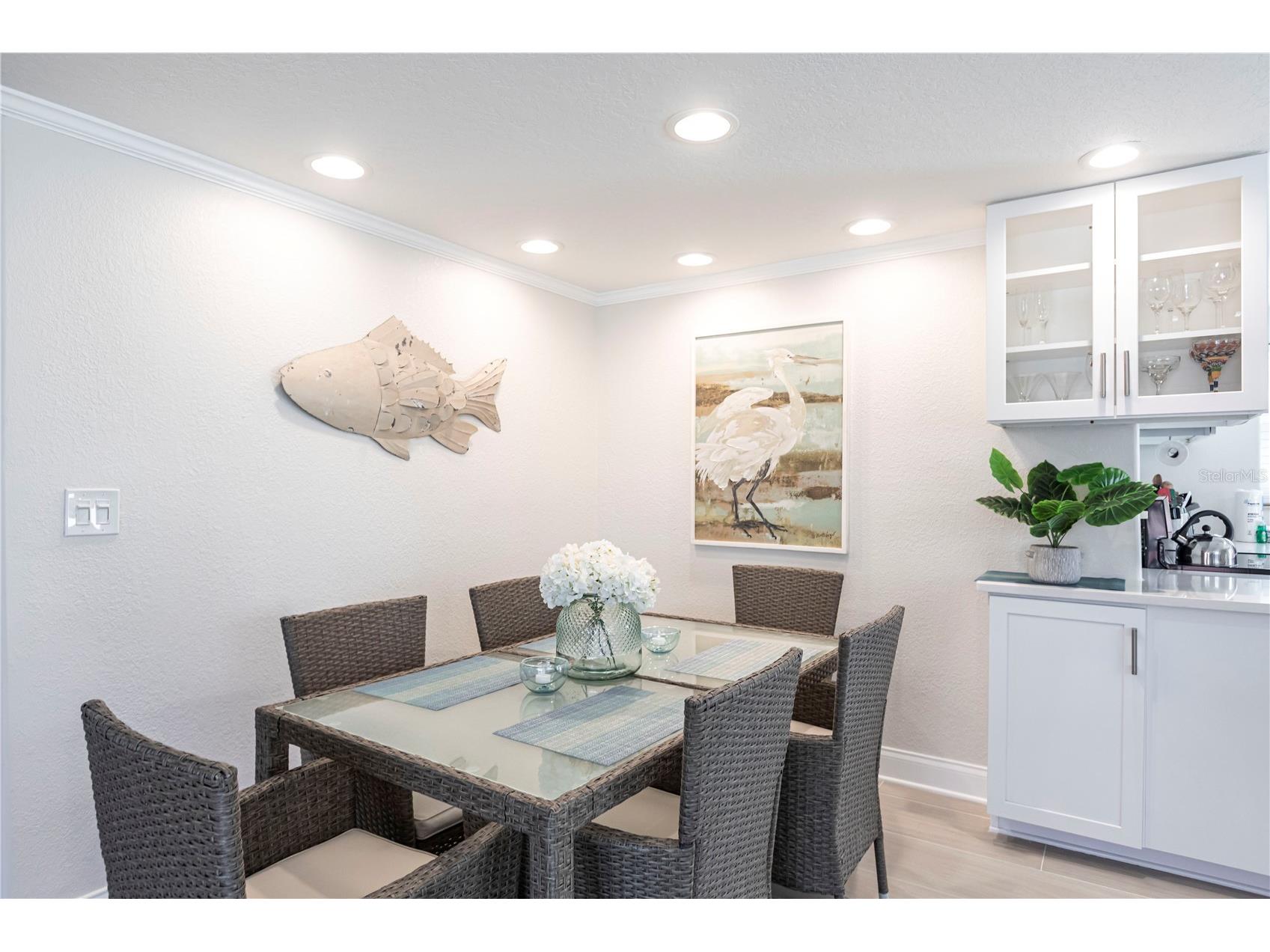 6154 Midnight Pass Road #D15 Sarasota FL 34242 TB8468512 image7