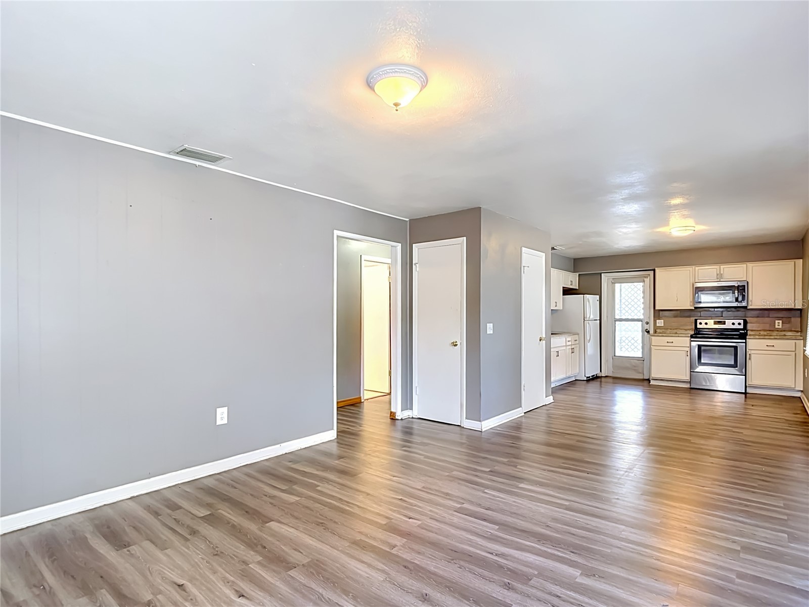 6155 9th Street Zephyrhills FL 33542 TB8502354 image14