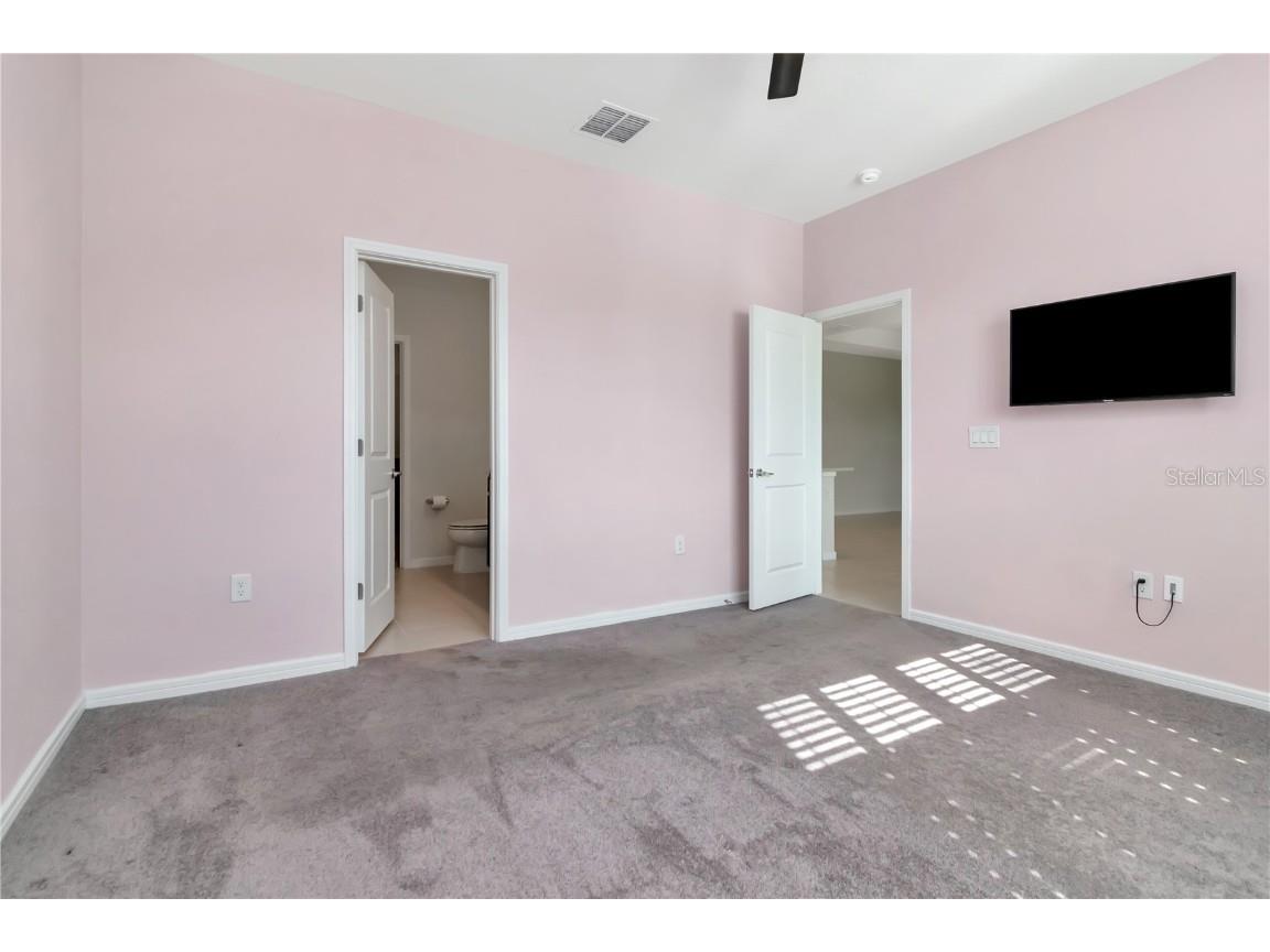 6156 Bradford Woods Drive Zephyrhills FL 33542 TB8423826 image32