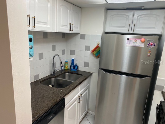 6157 E Midnight Pass Road #B51 Sarasota FL 34242 A4649777 image8