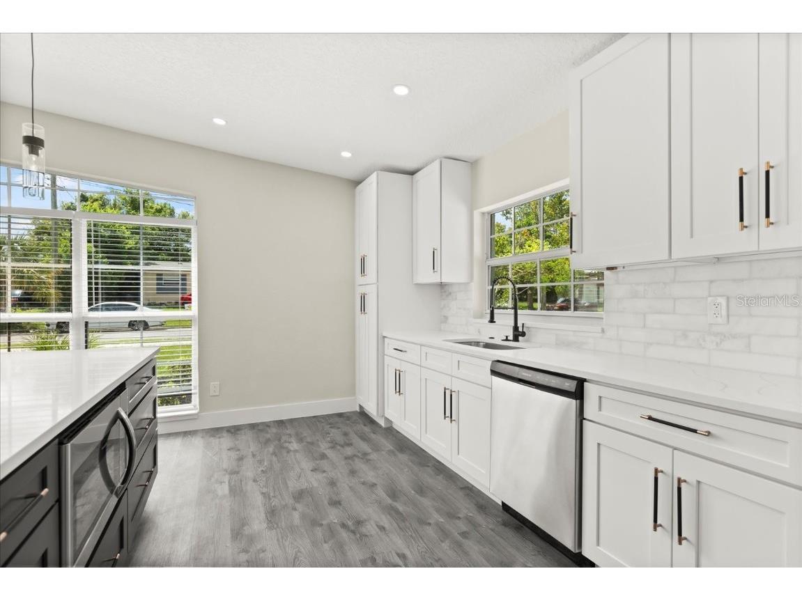 6157 Medford Drive Orlando FL 32808 O6345872 image7