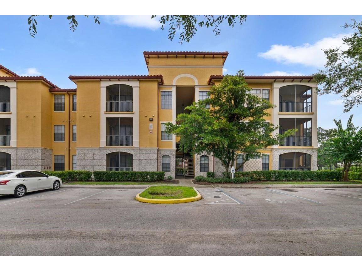 6157 Metrowest Boulevard #108 Orlando FL 32835 O6327881 image1