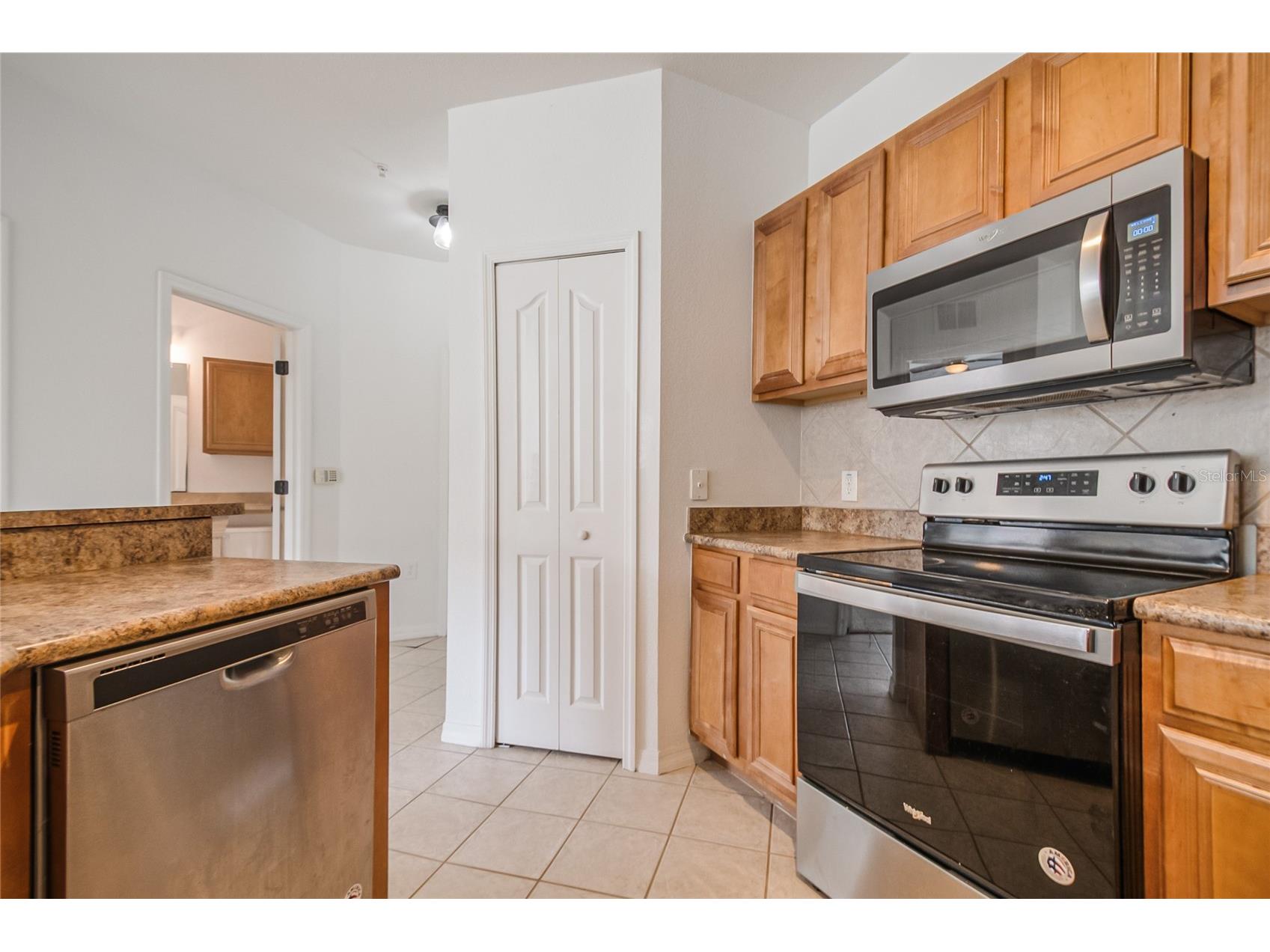 6157 Metrowest Boulevard #202 Orlando FL 32835 O6399221 image7