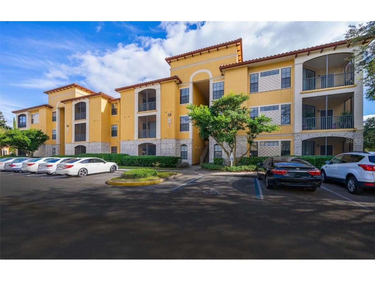 6157 Metrowest Boulevard #303 Orlando FL 32835 O6150830 image1