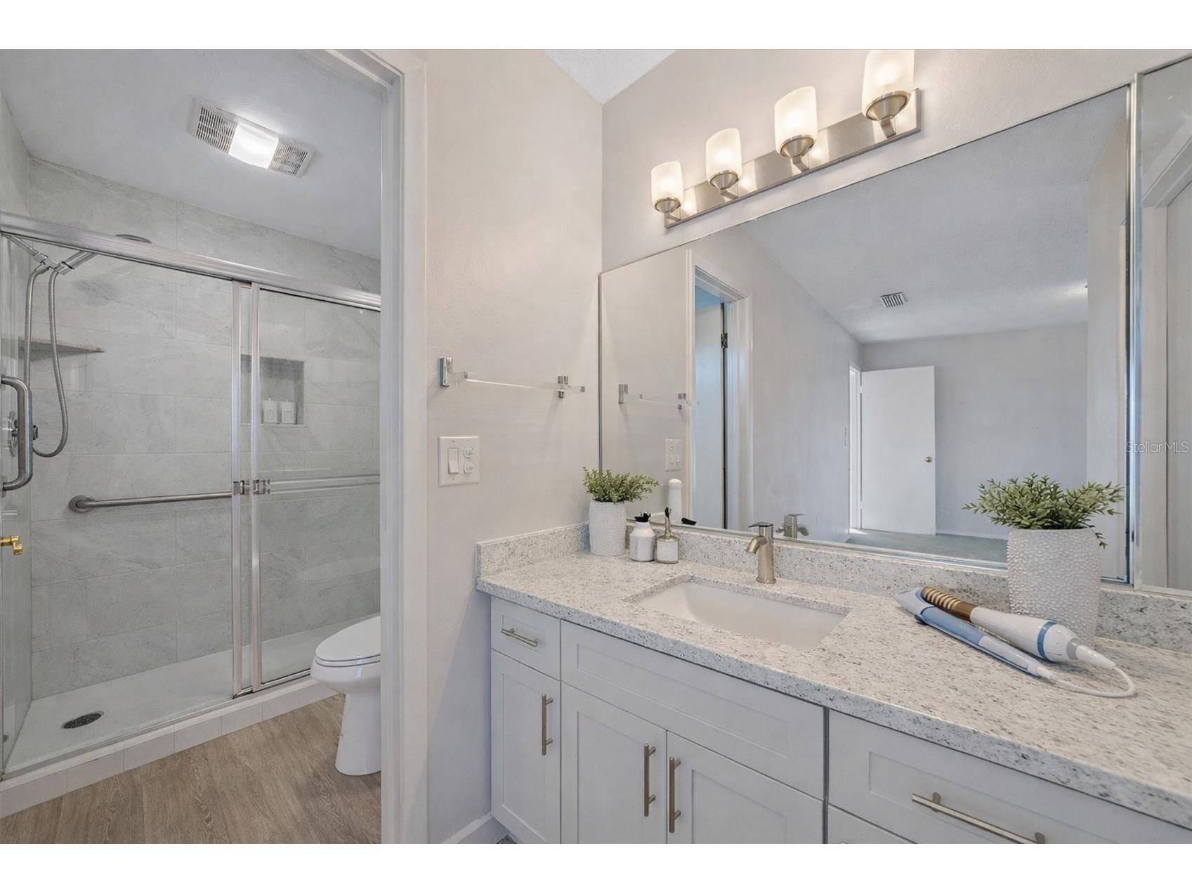 6157 Midnight Pass Road #B12 Sarasota FL 34242 - SARASOTA BAY INTRACOASTAL A4678073 image8