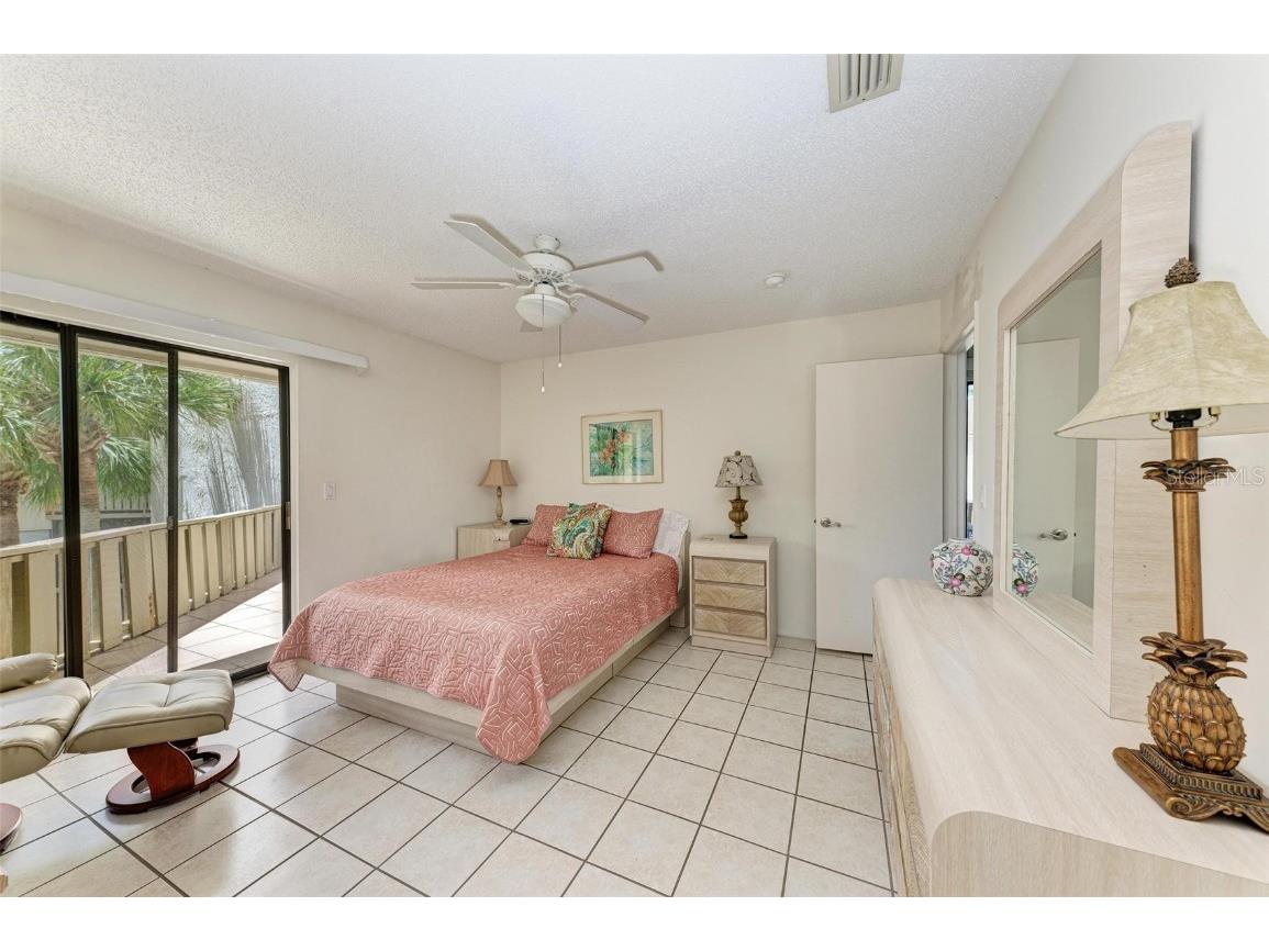 6157 Midnight Pass Road #C12 Sarasota FL 34242 A4618161 image13