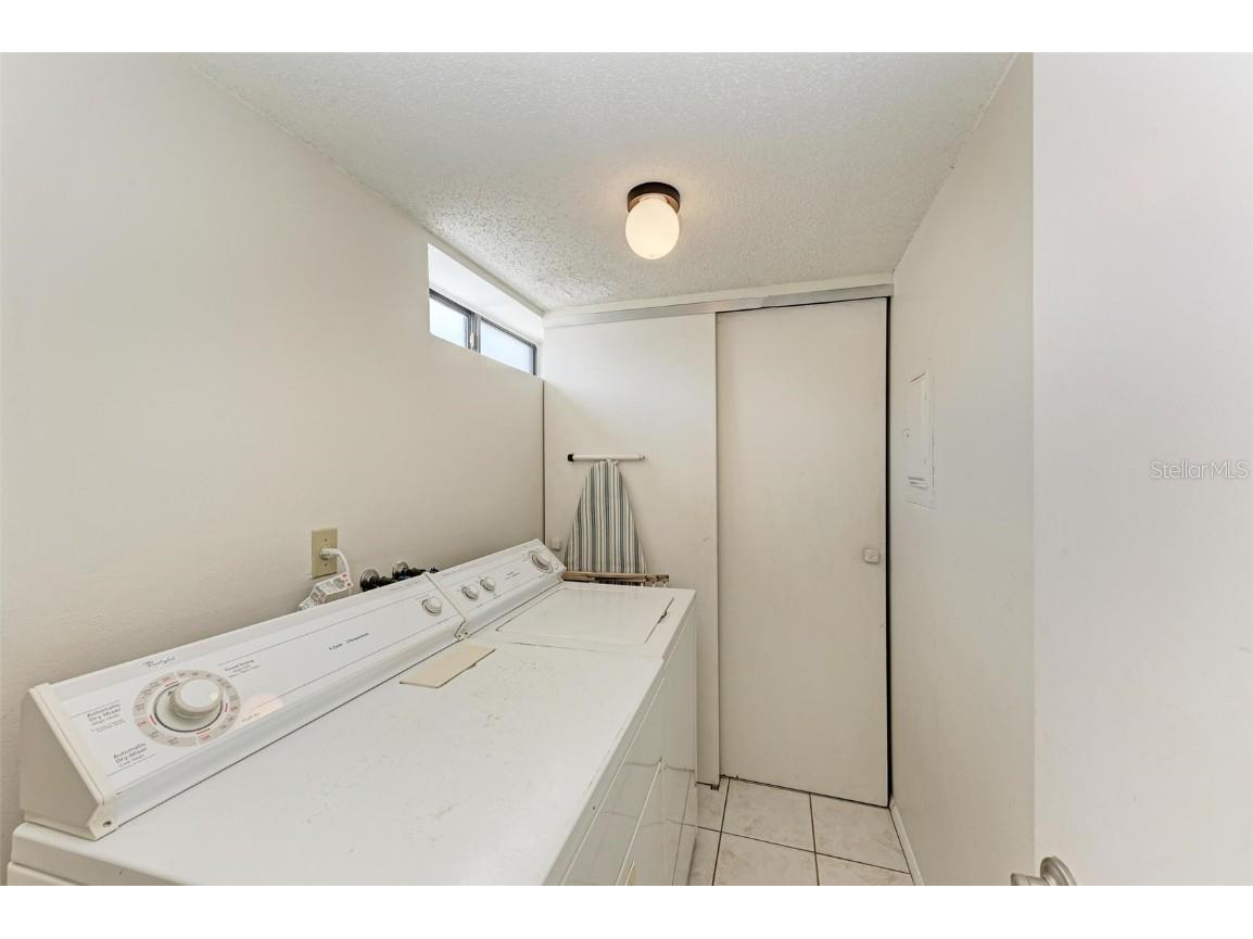 6157 Midnight Pass Road #C12 Sarasota FL 34242 A4618161 image20