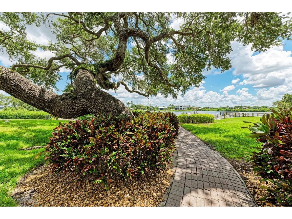 6157 Midnight Pass Road #C12 Sarasota FL 34242 A4618161 image28