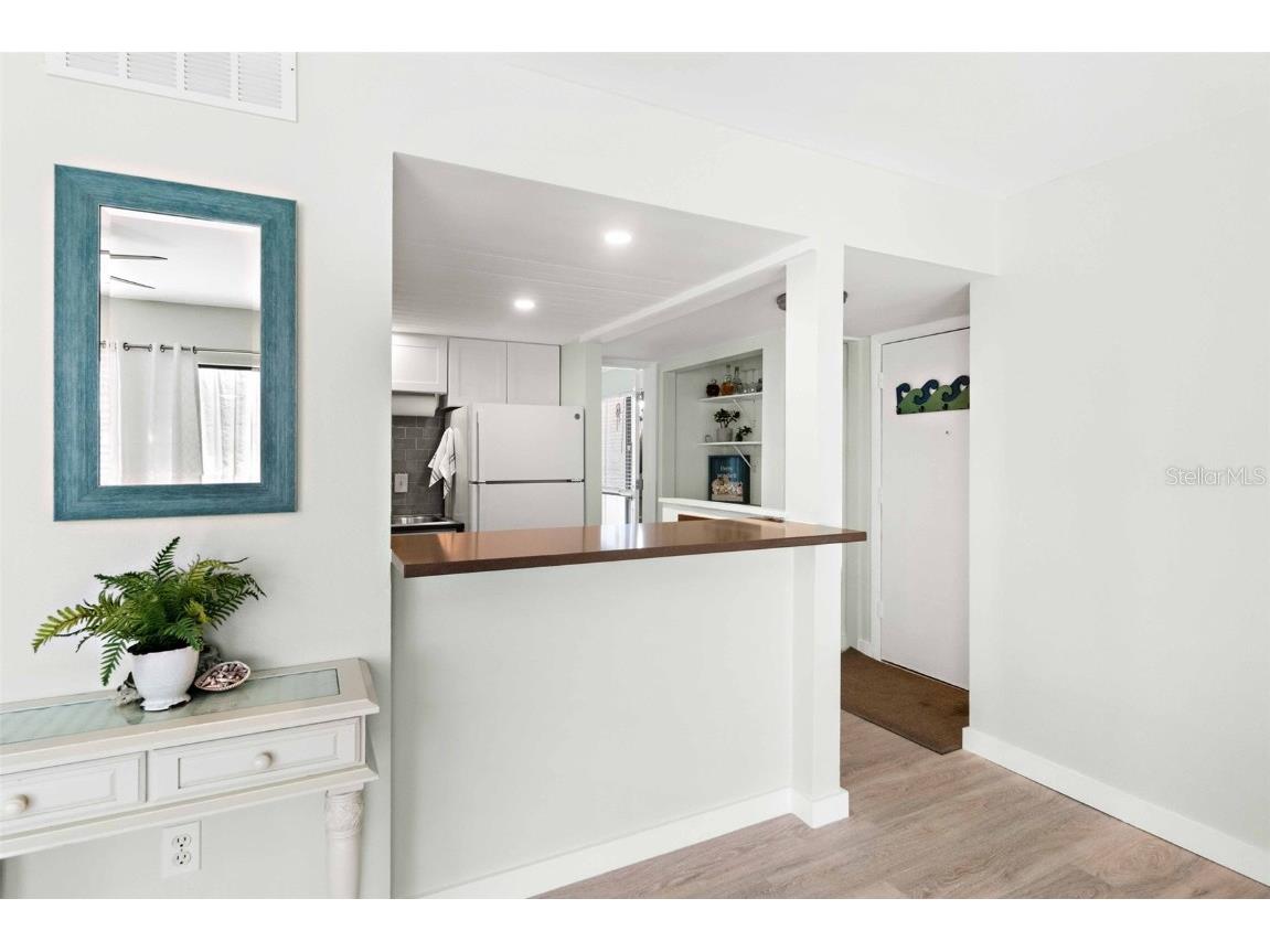 6157 Midnight Pass Road #D31 Sarasota FL 34242 N6137862 image10