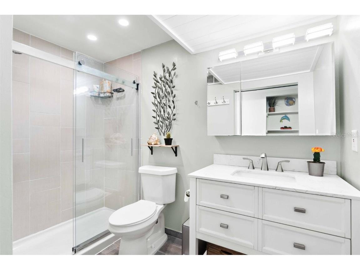 6157 Midnight Pass Road #D31 Sarasota FL 34242 N6137862 image14